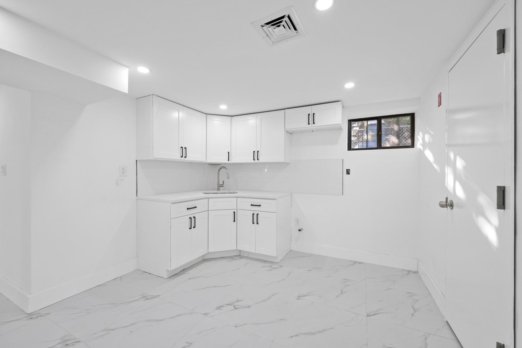 Single Family 131st  Queens, NY 11413, MLS-857934-13