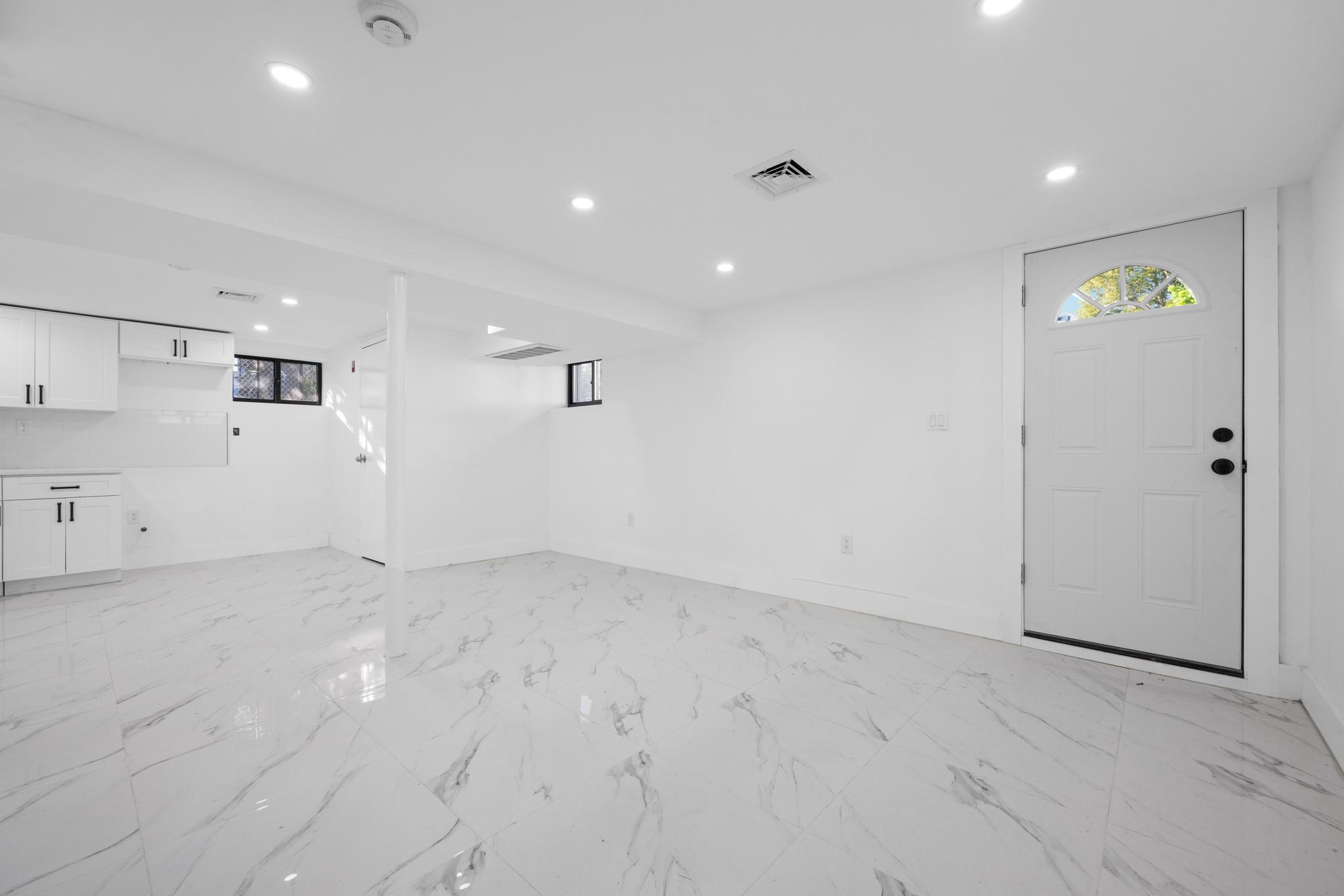 Single Family 131st  Queens, NY 11413, MLS-857934-14