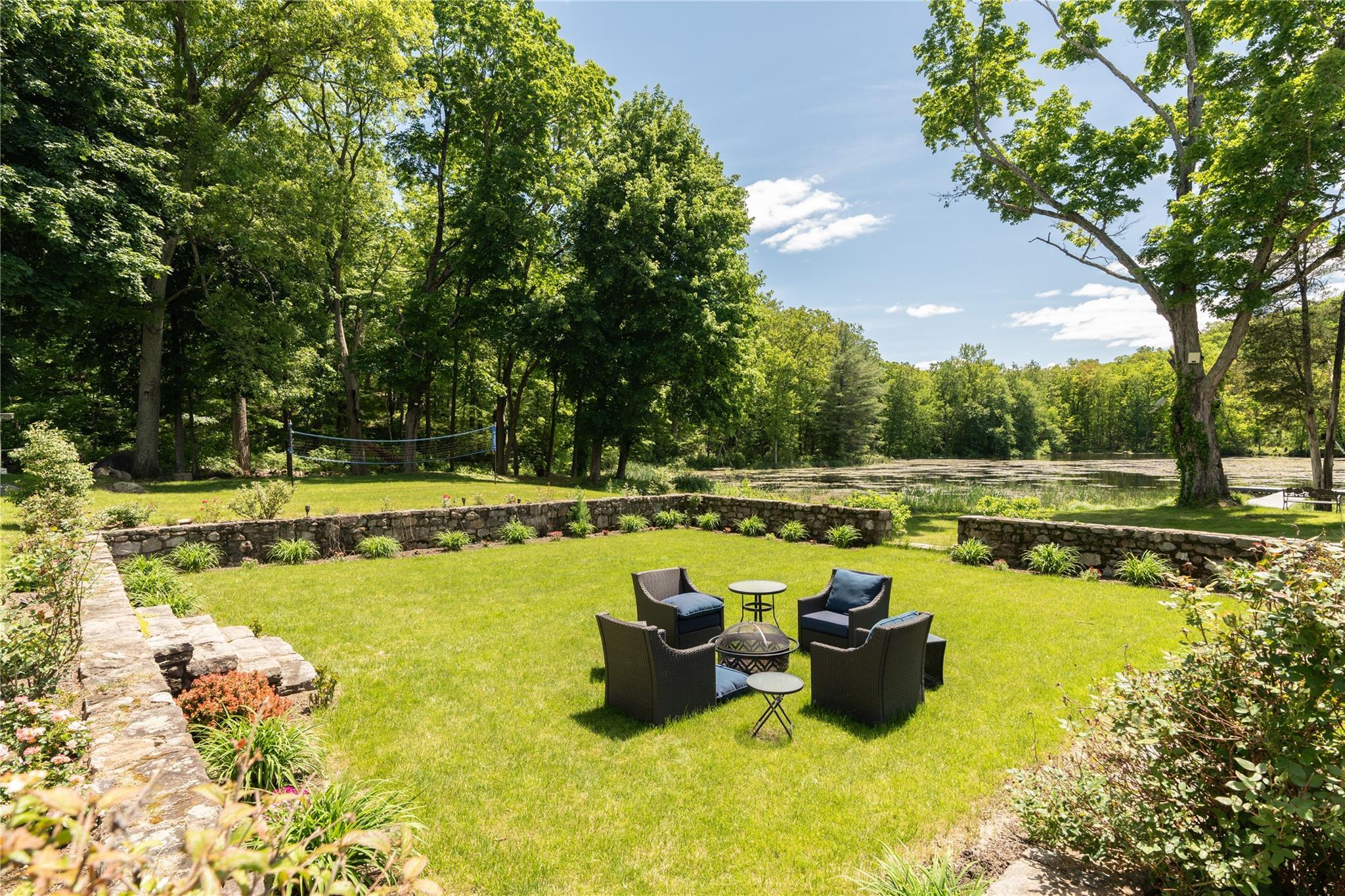 Single Family Eagle Valley  Rockland County, NY 10974, MLS-857947-46