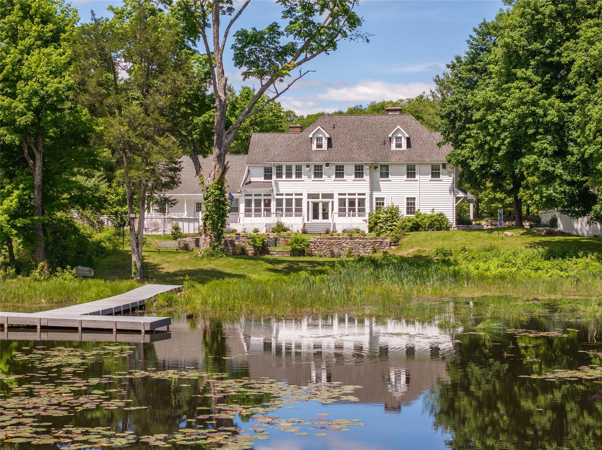 Single Family Eagle Valley  Rockland County, NY 10974, MLS-857947-7