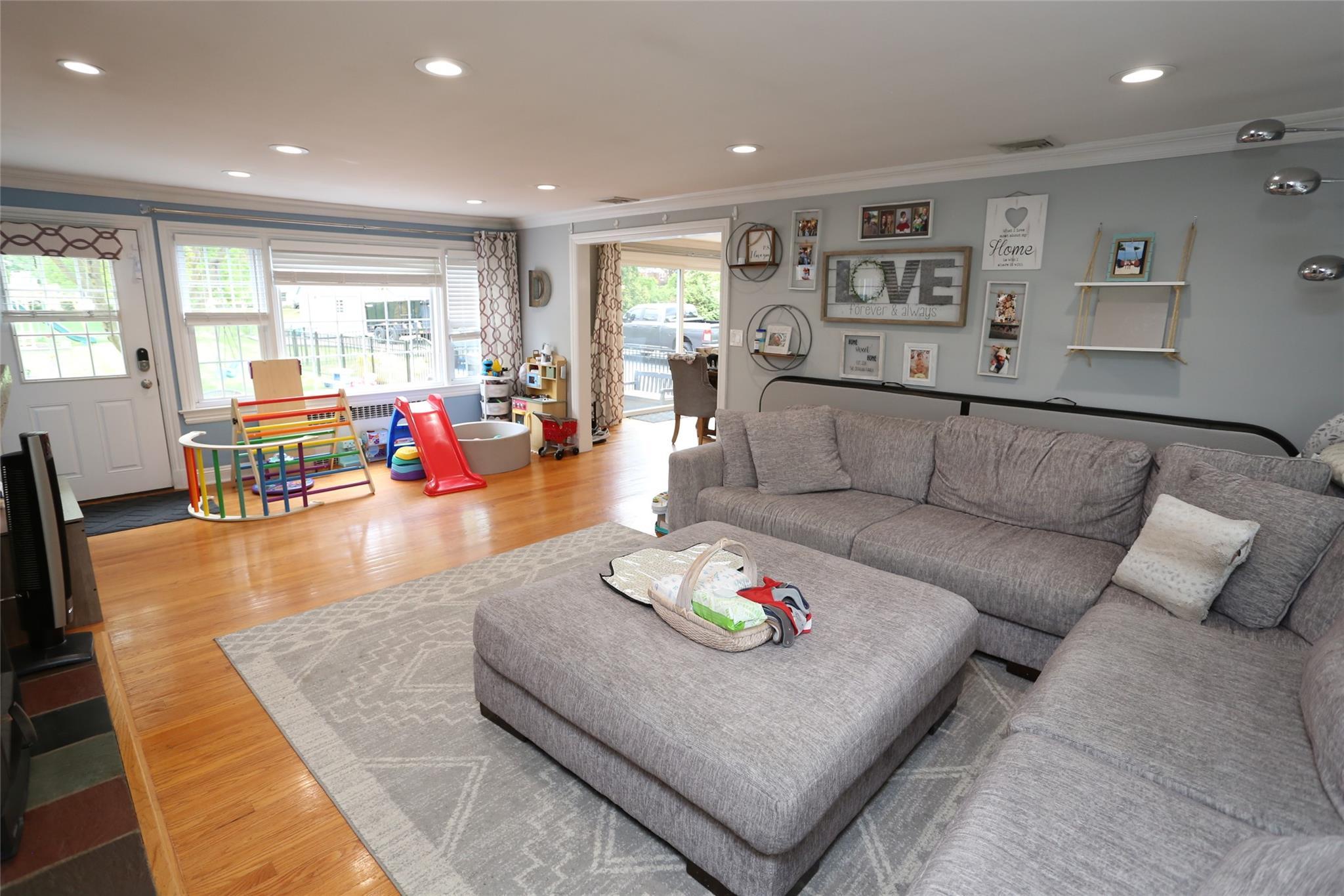 Single Family Kings  Rockland County, NY 10920, MLS-857952-17