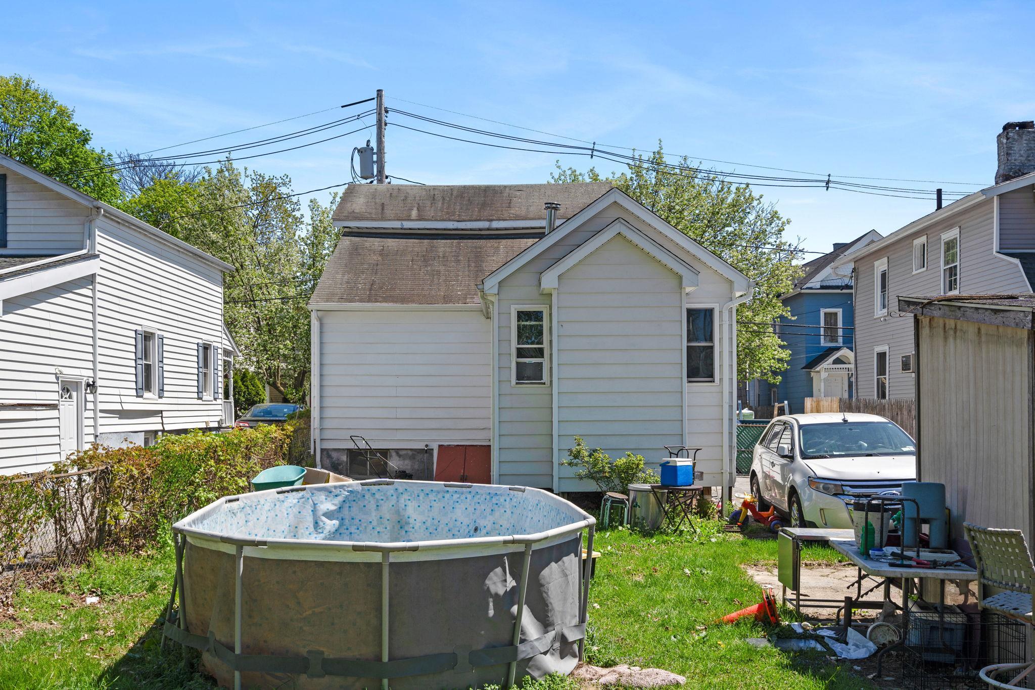 Single Family Grant  Dutchess County, NY 12601, MLS-857962-4