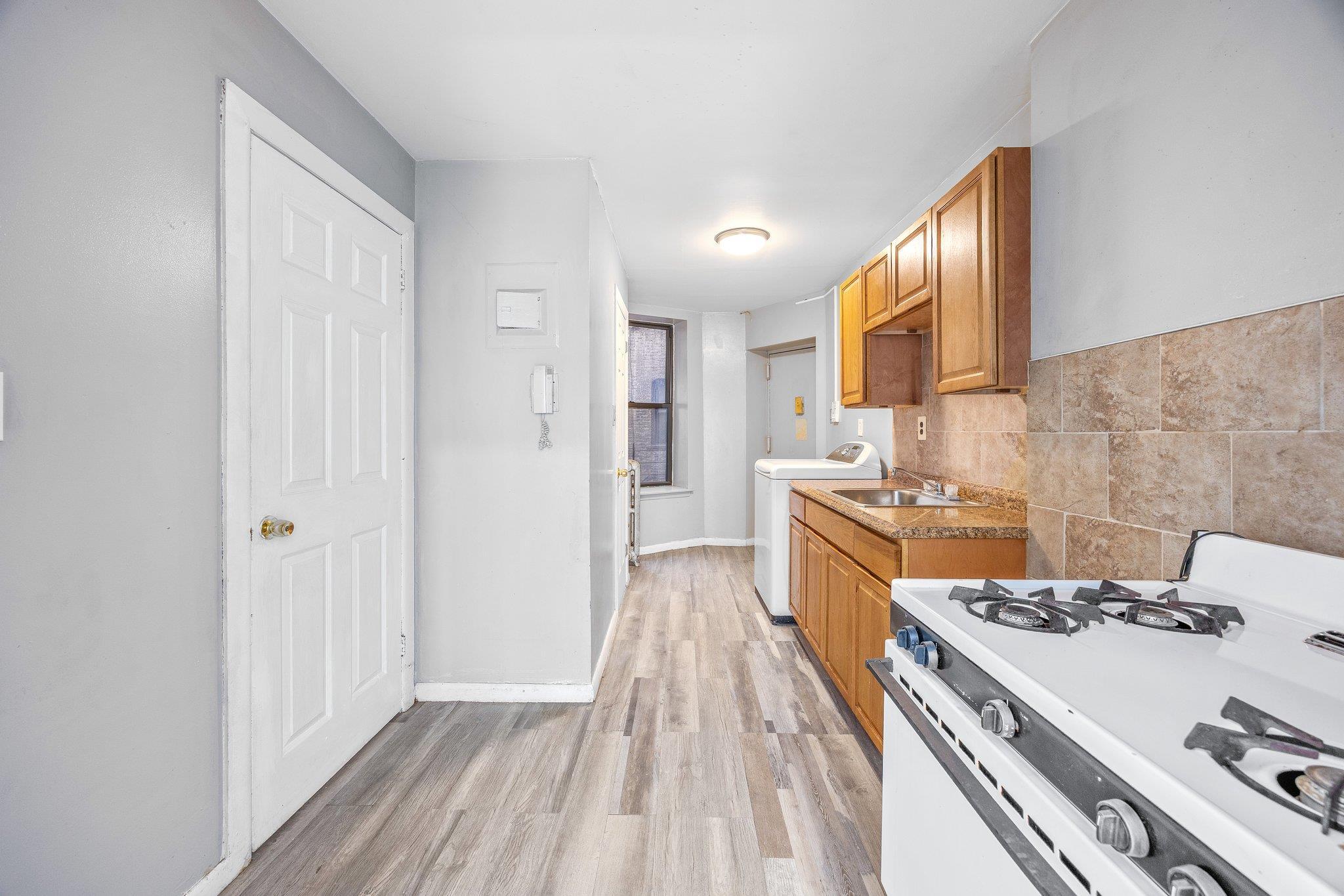 Coop Richardson  Brooklyn, NY 11211, MLS-857968-12