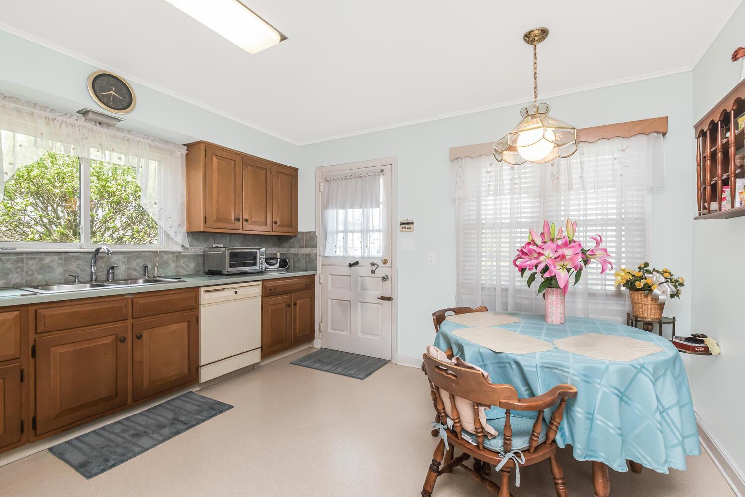 Single Family Constant  Westchester County, NY 10701, MLS-857973-10