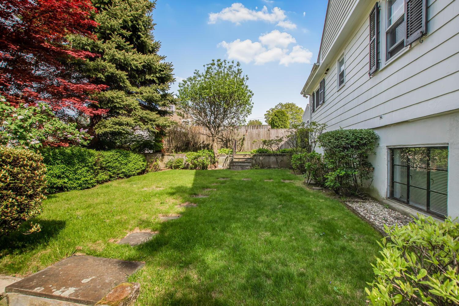 Single Family Constant  Westchester County, NY 10701, MLS-857973-33