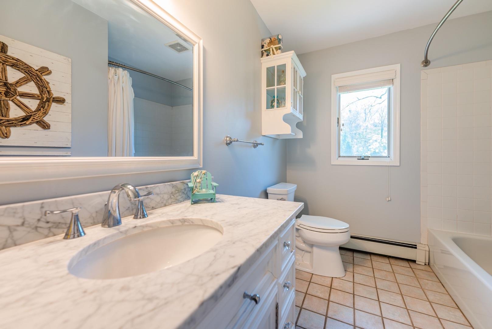 Single Family Bayview  Suffolk County, NY 11743, MLS-857992-17
