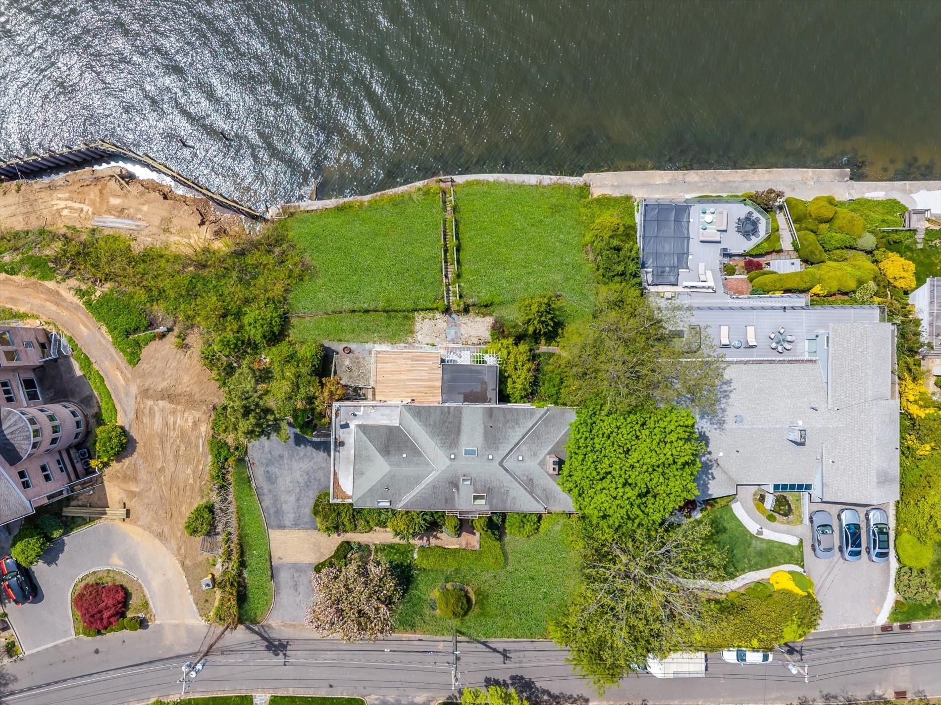 Single Family Shorecliff  Nassau County, NY 11023, MLS-857997-22