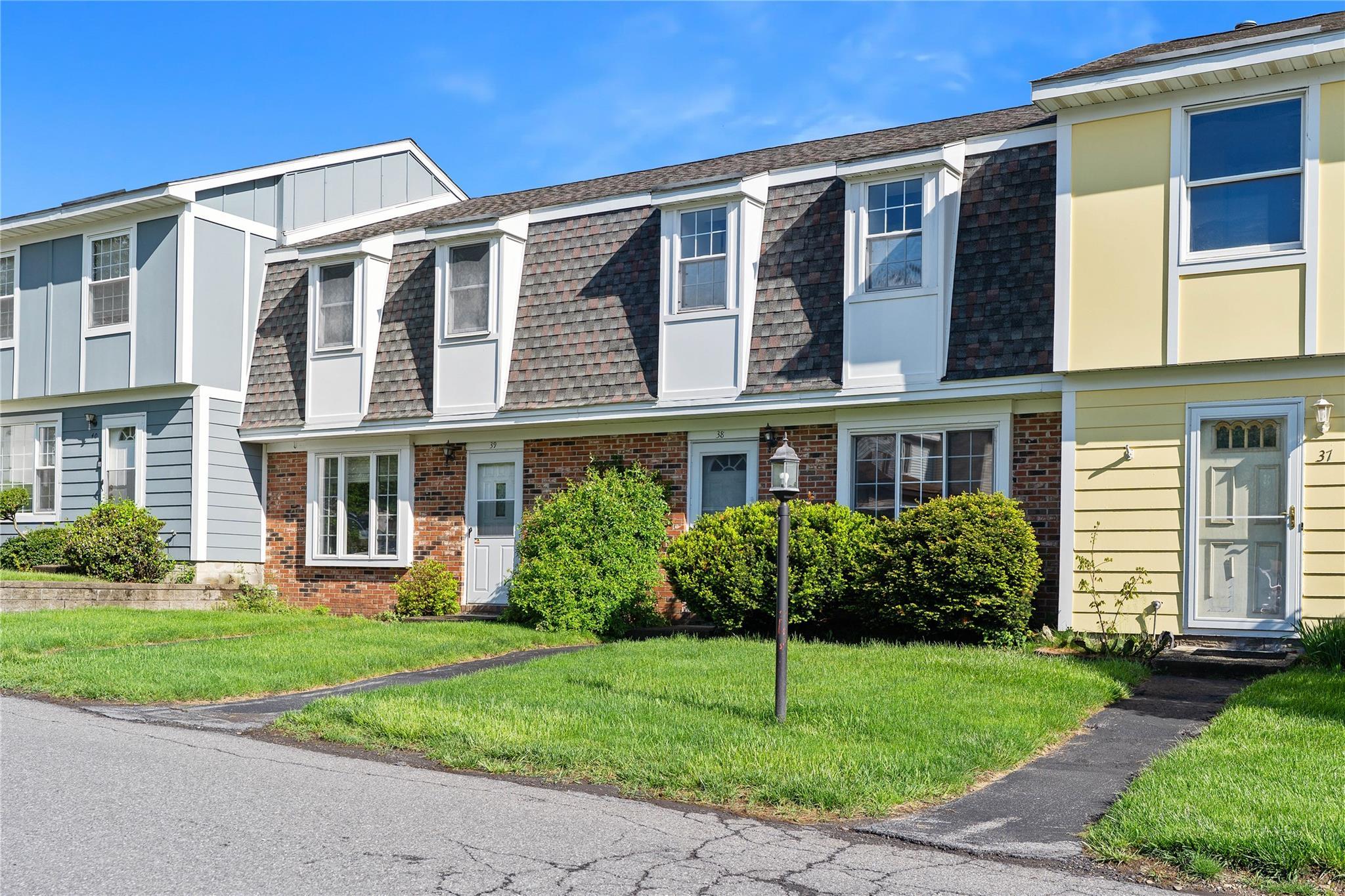 Single Family Sunny Brook  Ulster County, NY 12528, MLS-857999-2