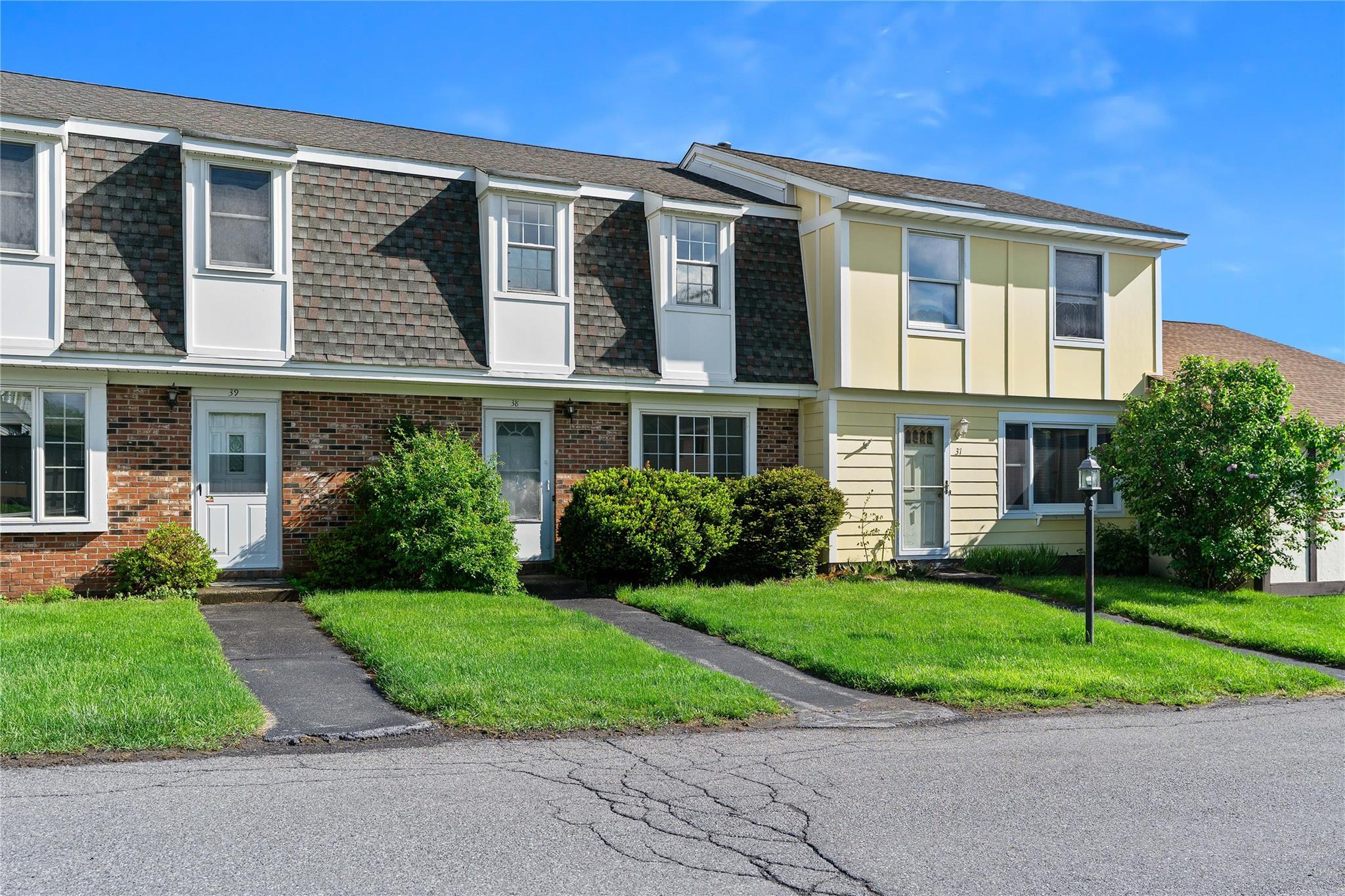 Single Family Sunny Brook  Ulster County, NY 12528, MLS-857999-27