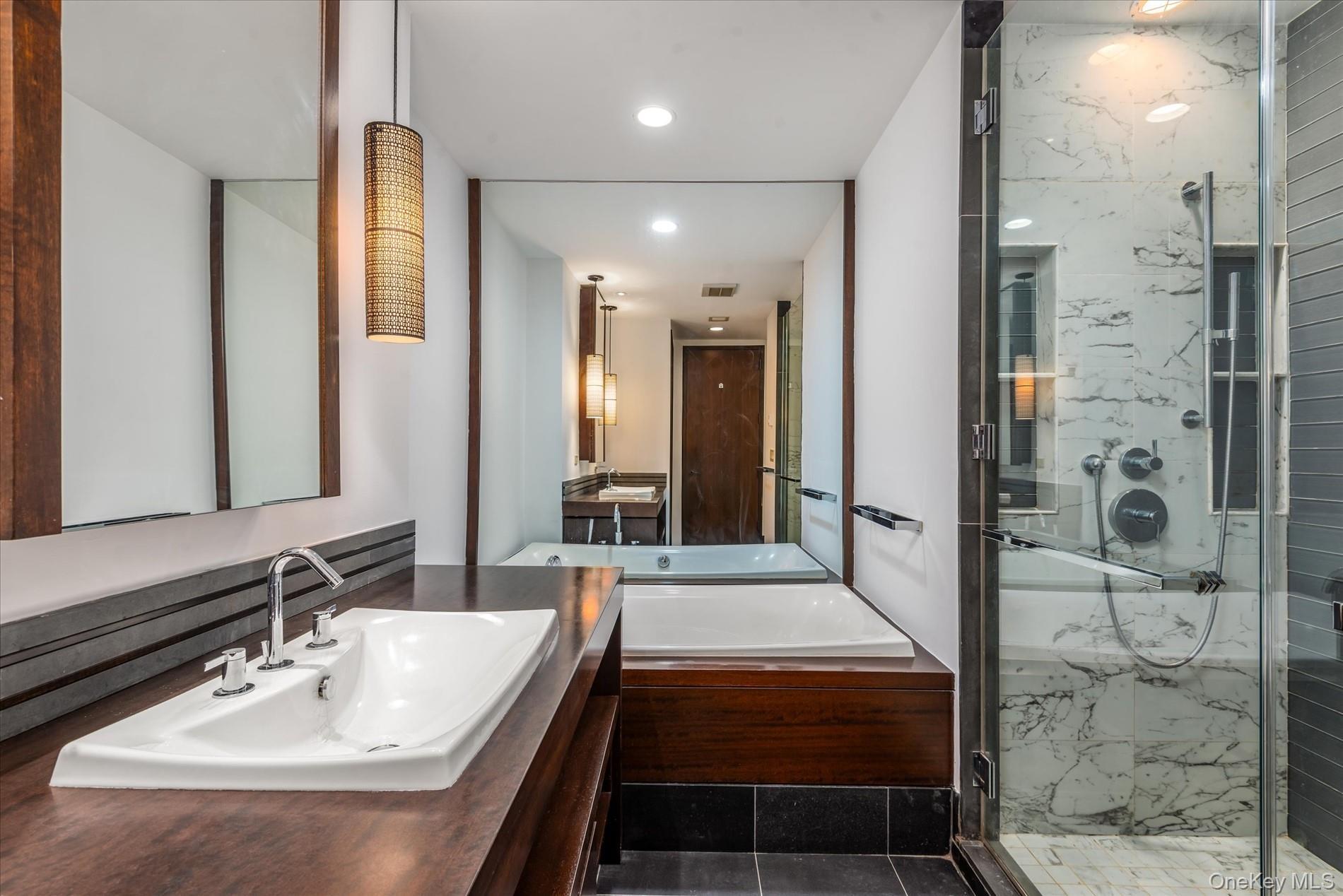 Condo Broad  Manhattan, NY 10004, MLS-858001-18