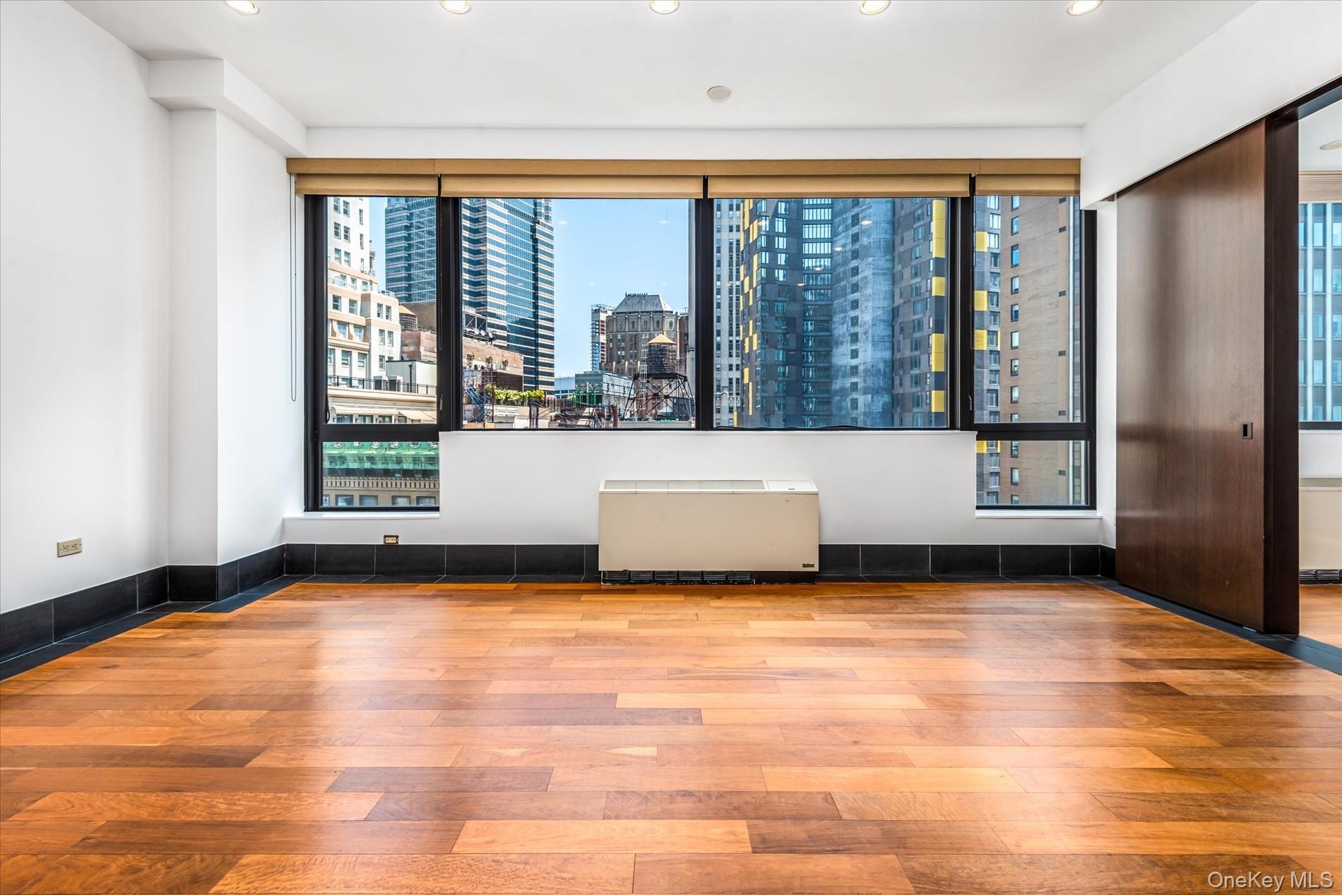 Condo Broad  Manhattan, NY 10004, MLS-858001-5