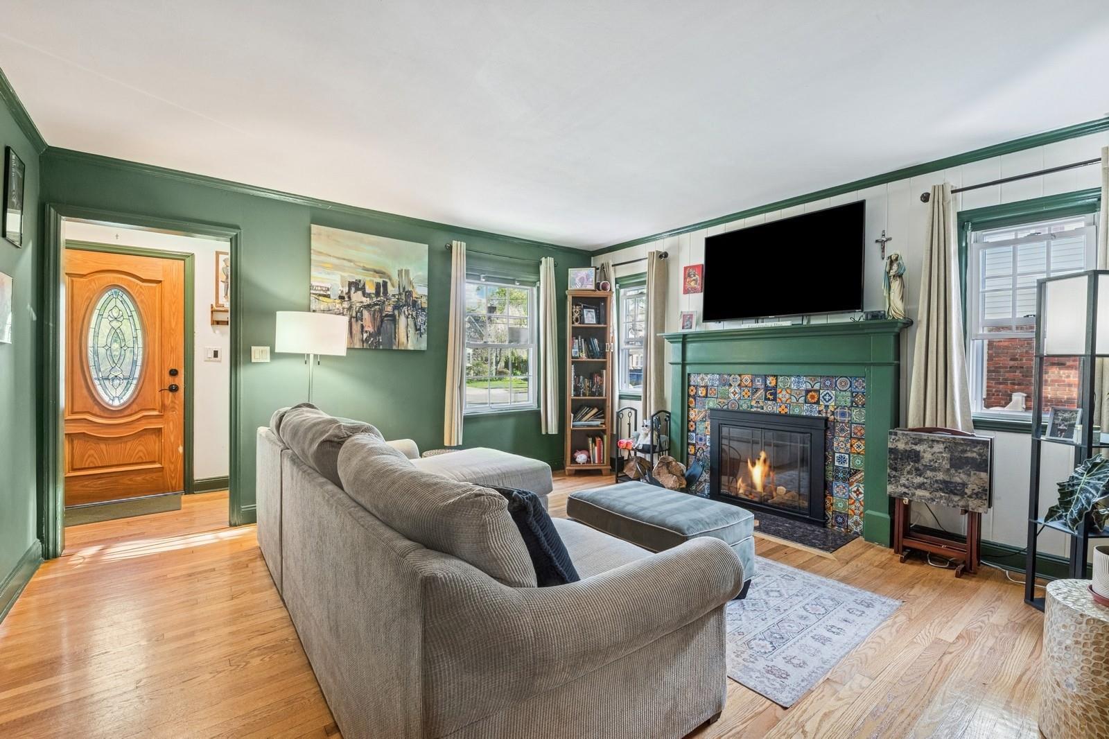 Single Family Rose  Nassau County, NY 11510, MLS-858007-3