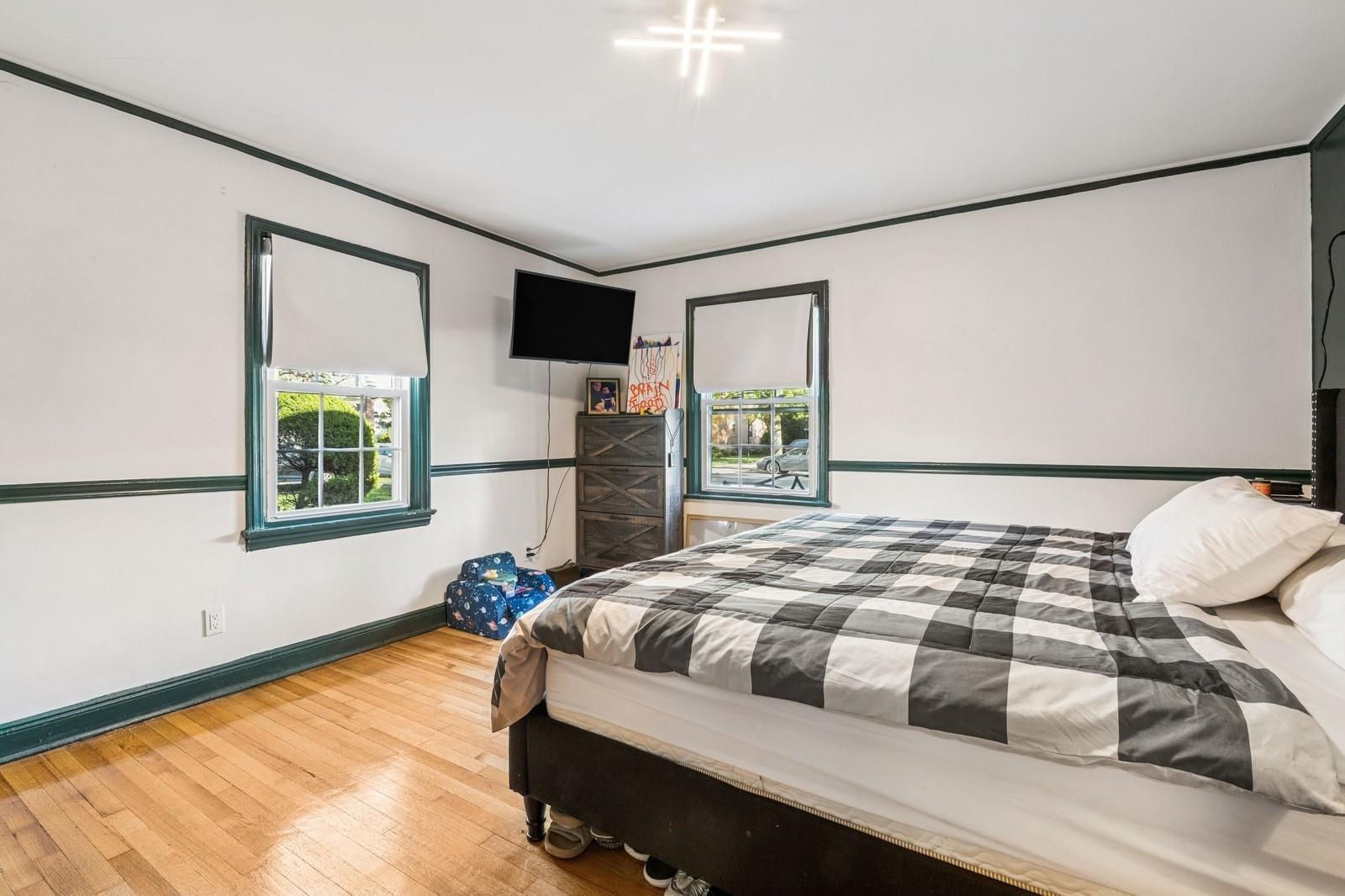 Single Family Rose  Nassau County, NY 11510, MLS-858007-5