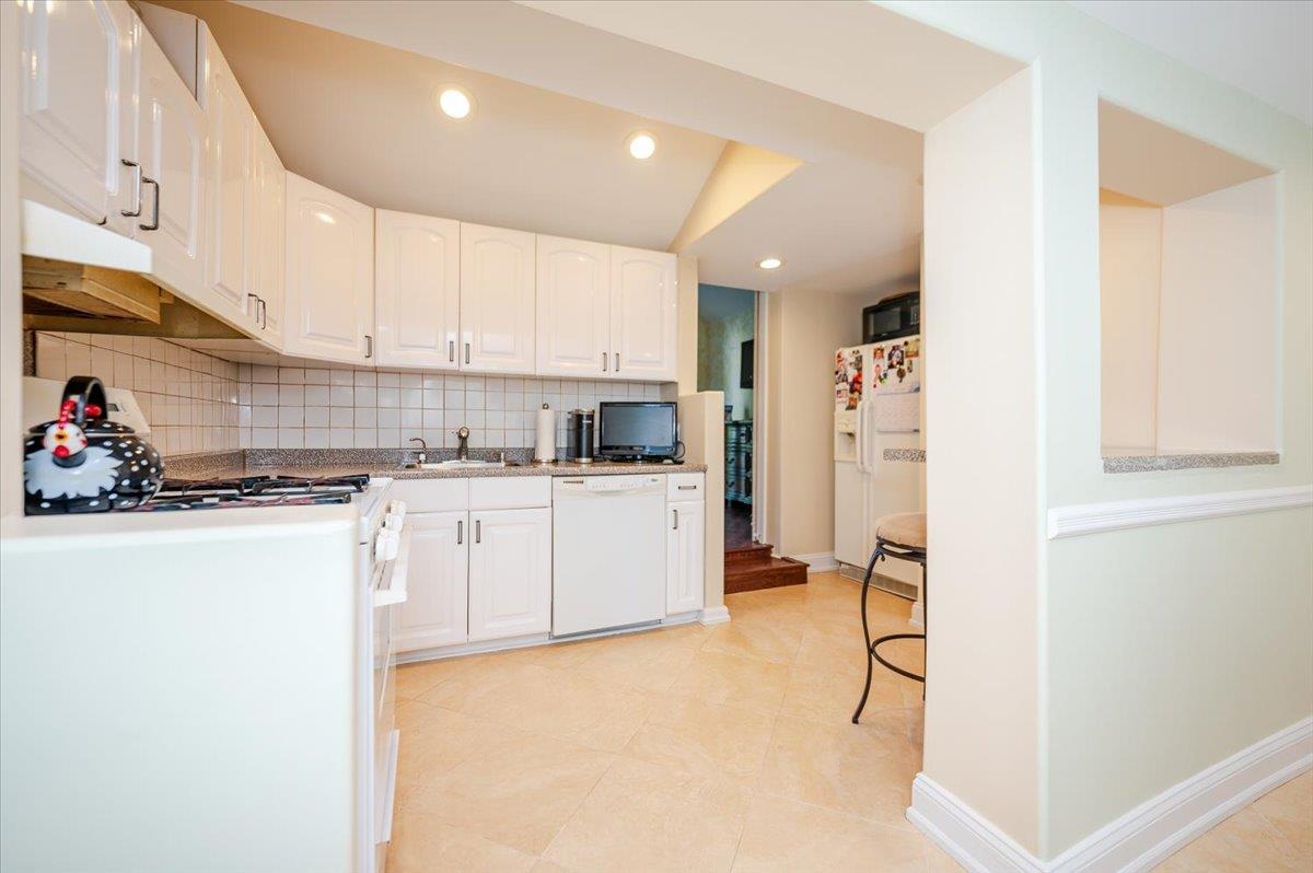 Single Family Roosevelt  Nassau County, NY 11096, MLS-858012-5