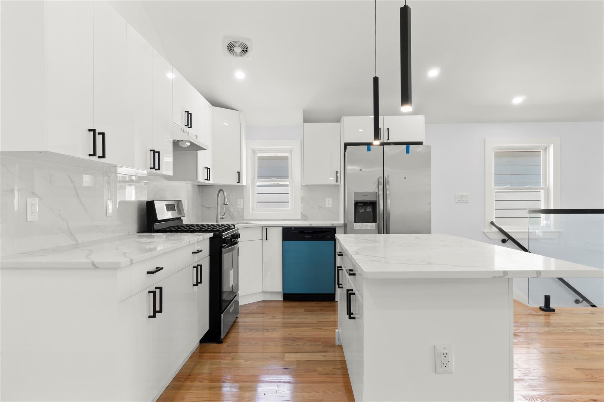 Single Family 112th  Queens, NY 11429, MLS-858023-23