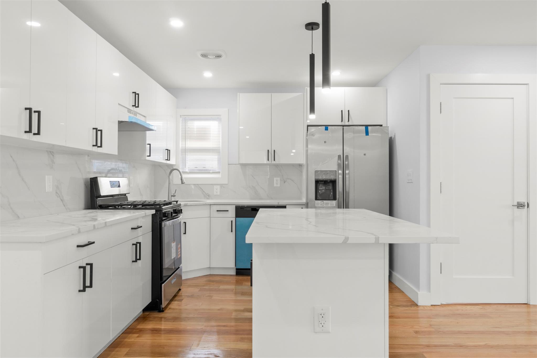 Single Family 112th  Queens, NY 11429, MLS-858023-8