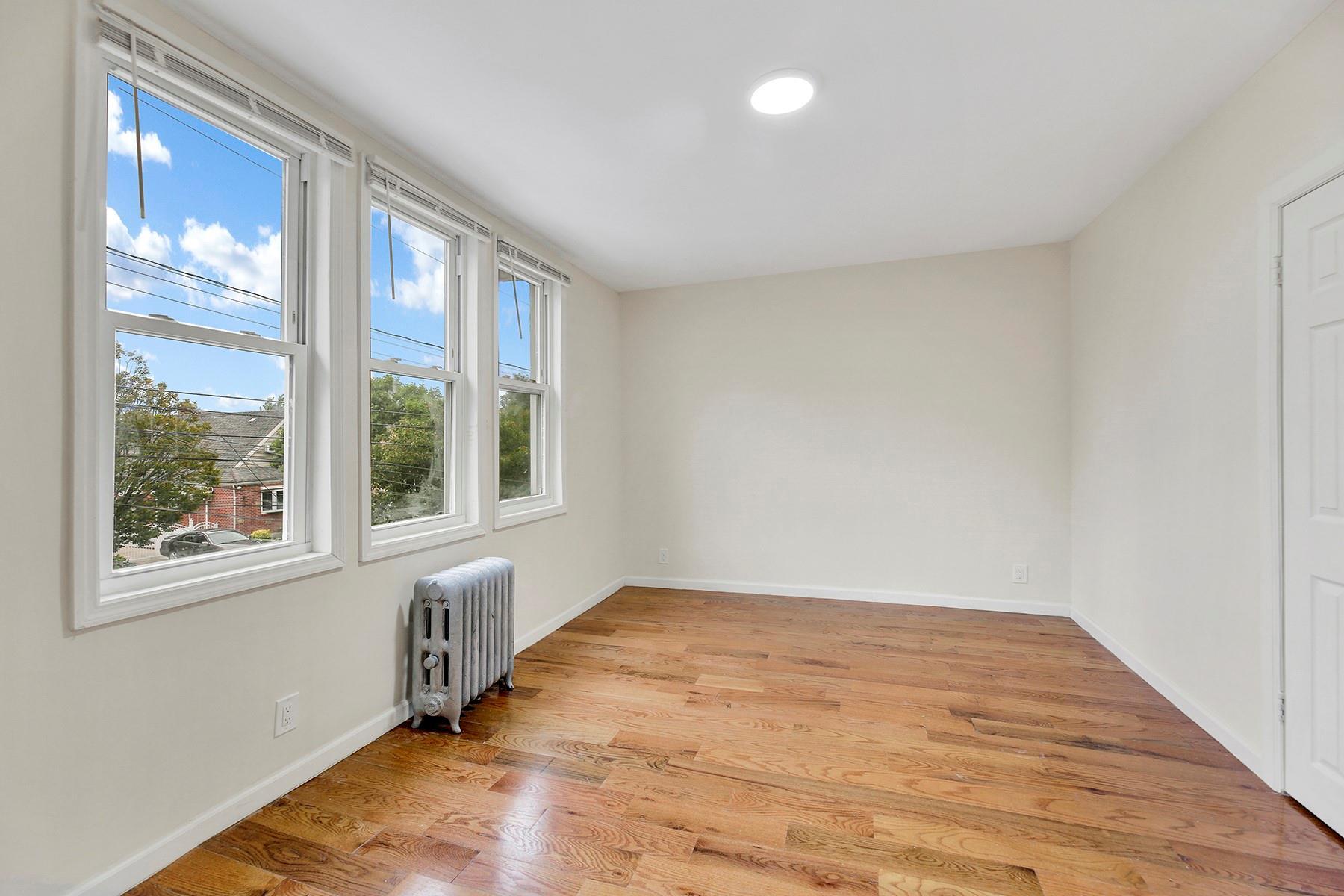 Single Family 115th  Queens, NY 11420, MLS-858025-7