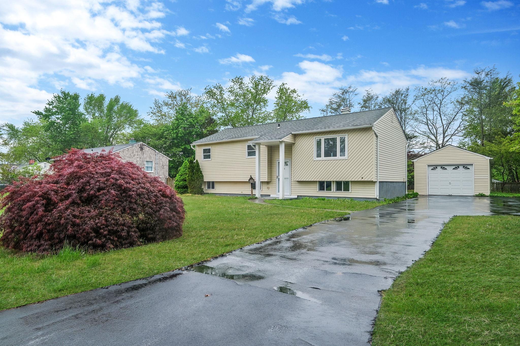 Single Family Kane  Suffolk County, NY 11763, MLS-858037-2
