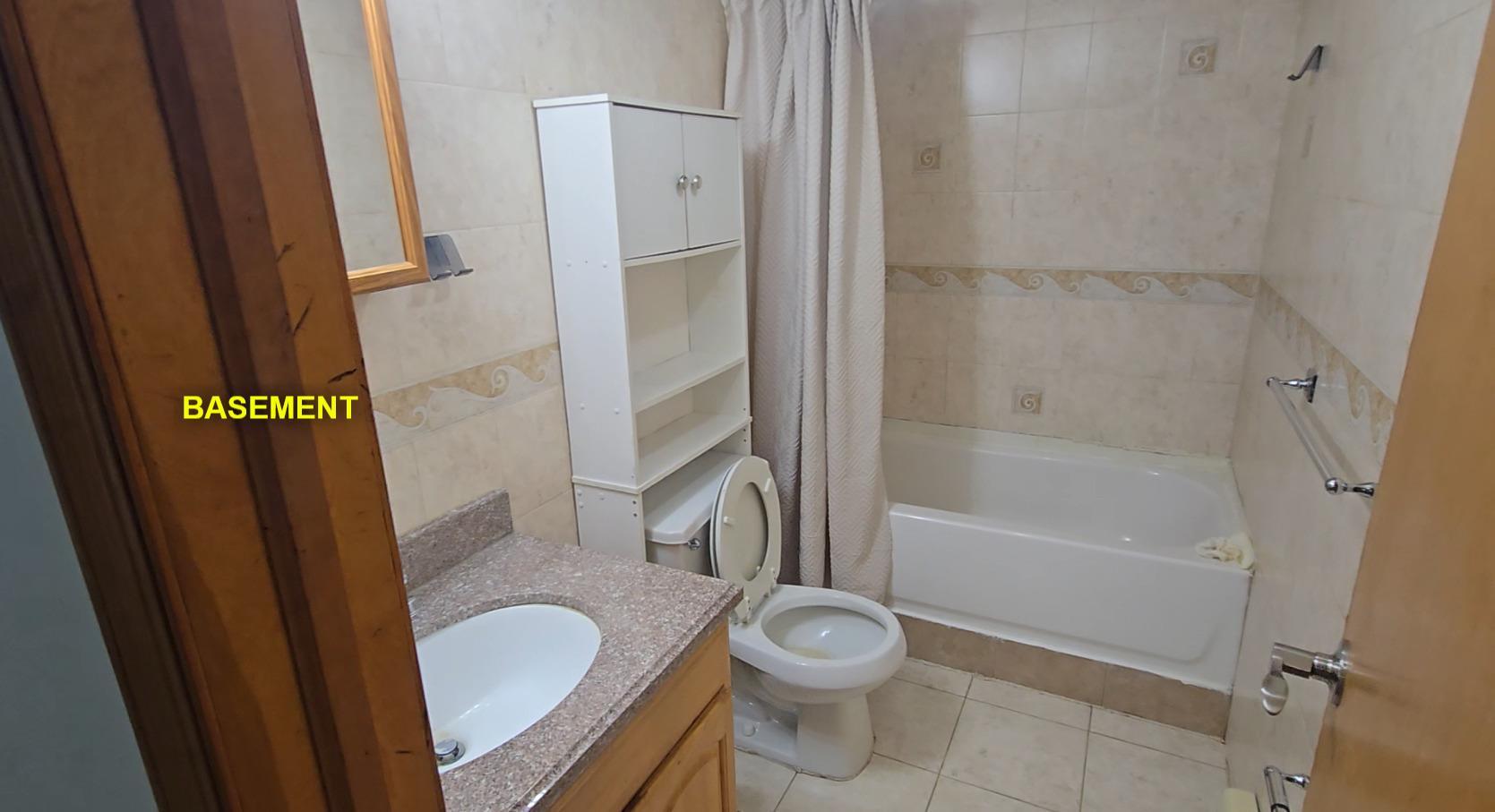 Single Family 45th  Queens, NY 11377, MLS-858043-31