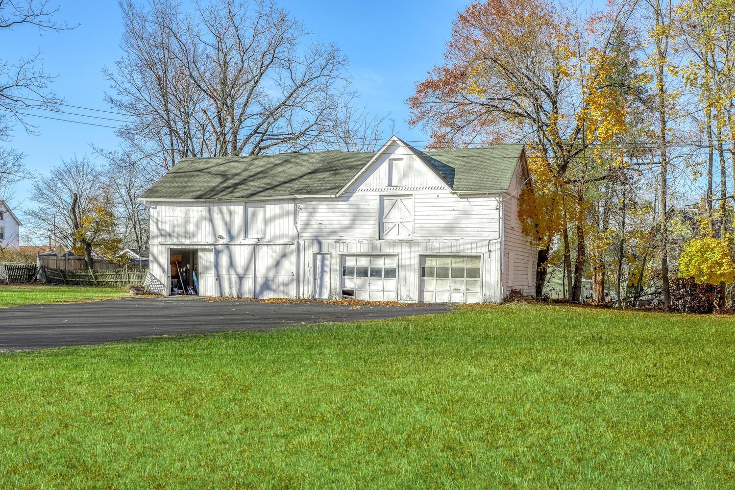 Single Family Ulster  Orange County, NY 12586, MLS-858047-2