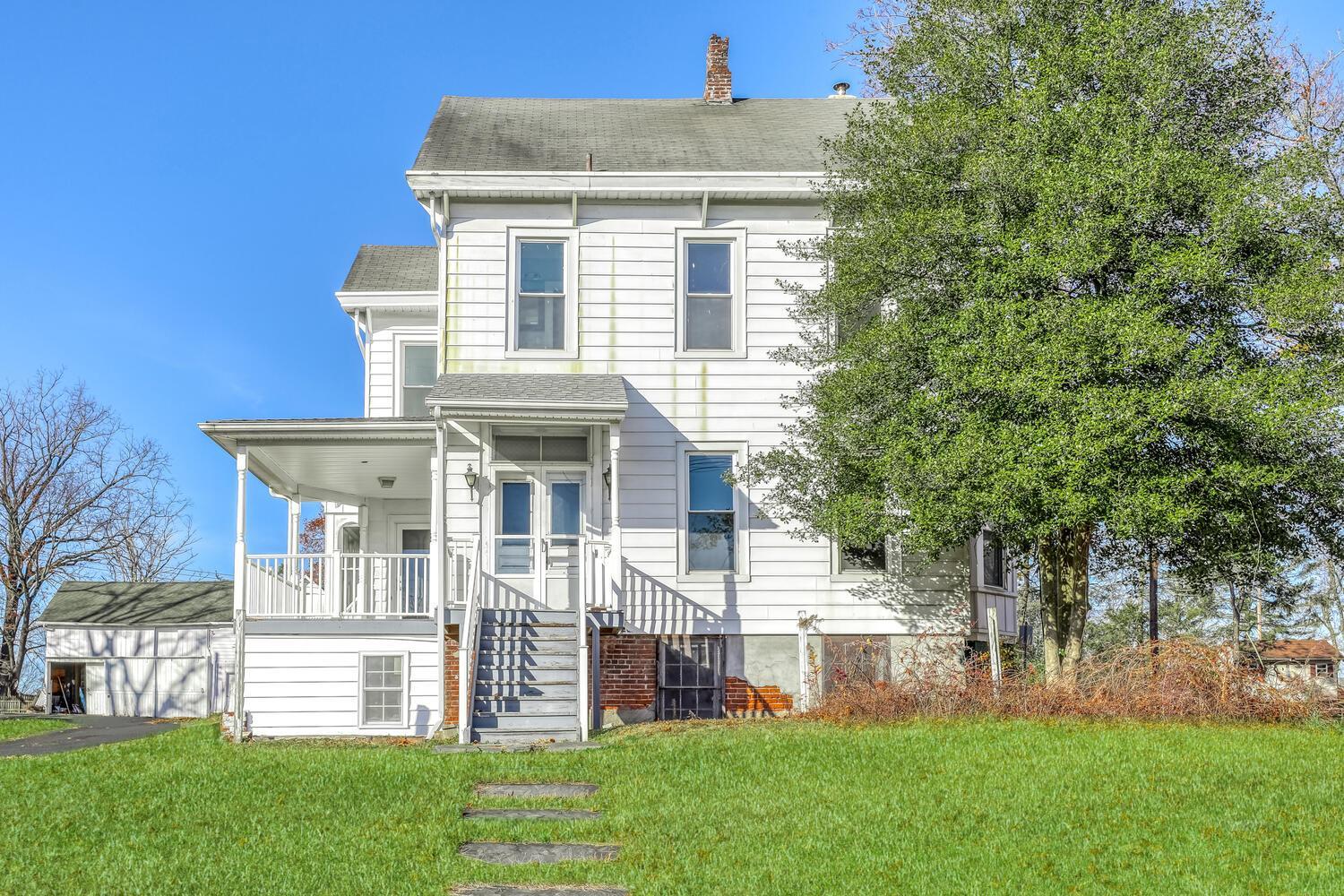 Single Family Ulster  Orange County, NY 12586, MLS-858047-3