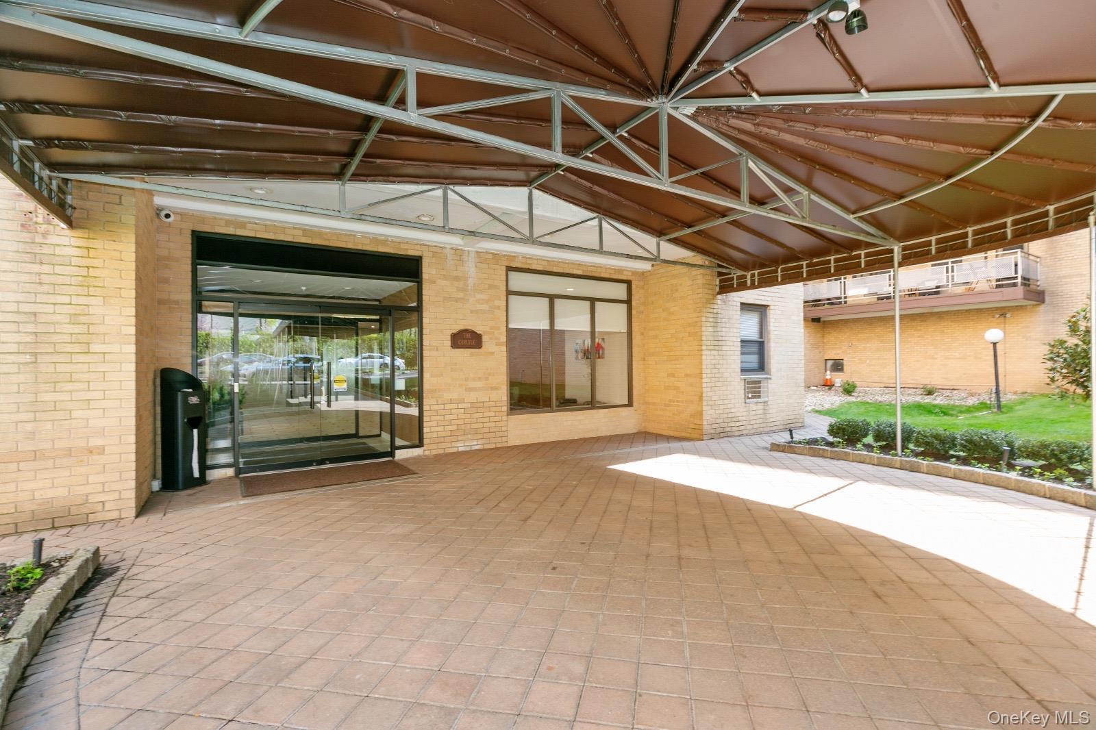 Coop Stoner  Nassau County, NY 11021, MLS-858068-2