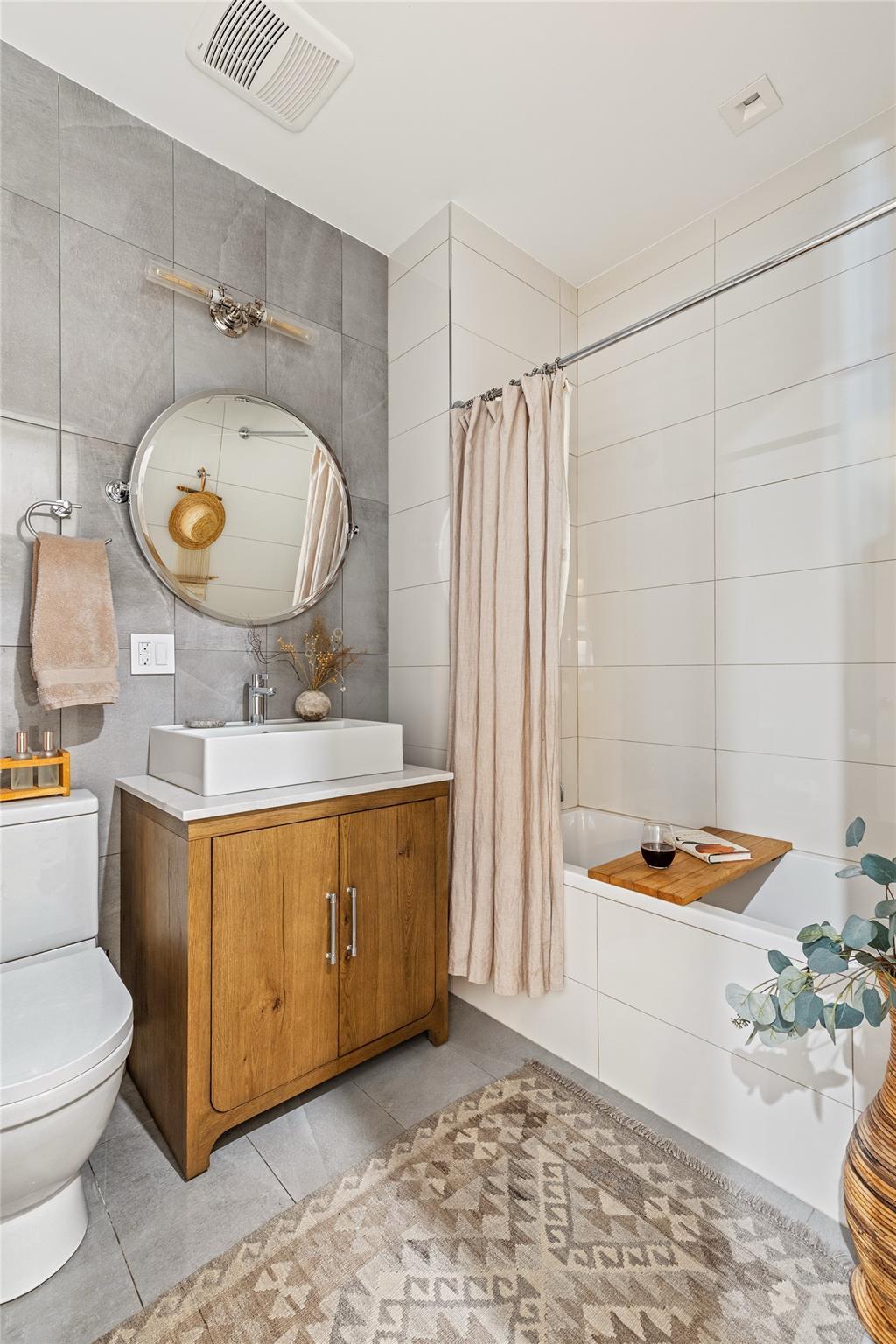 Condo Sterling  Brooklyn, NY 11238, MLS-858089-10