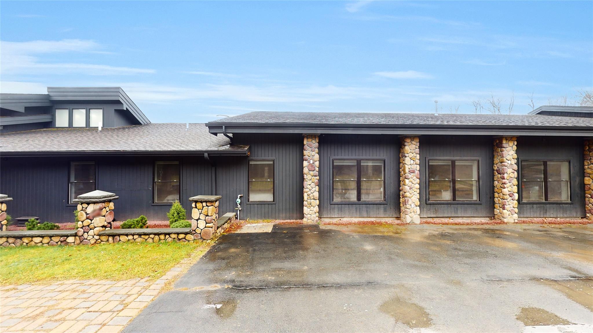 Single Family Gregory  Sullivan County, NY 12701, MLS-858111-4