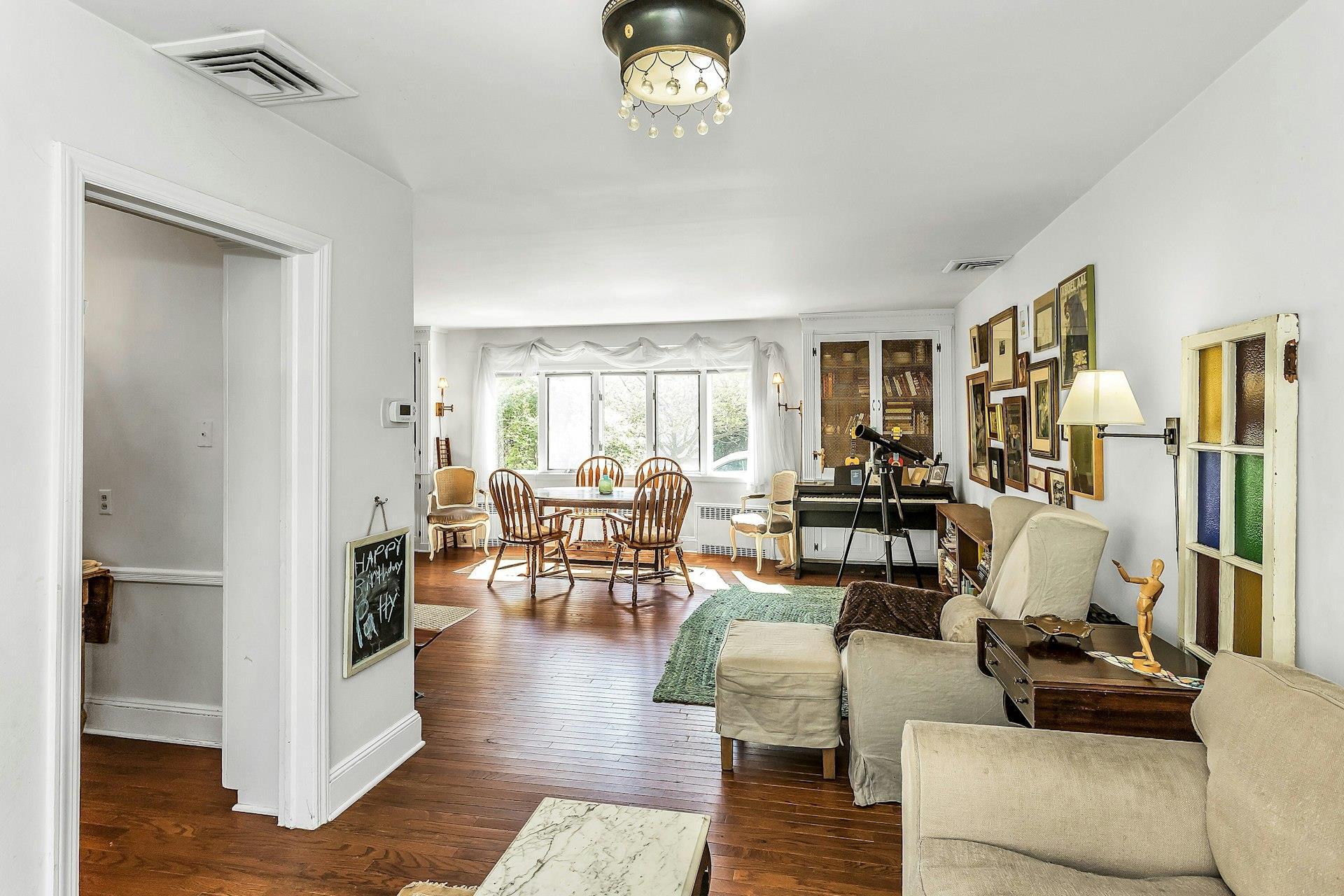 Single Family Mitchell  Nassau County, NY 11561, MLS-858132-10