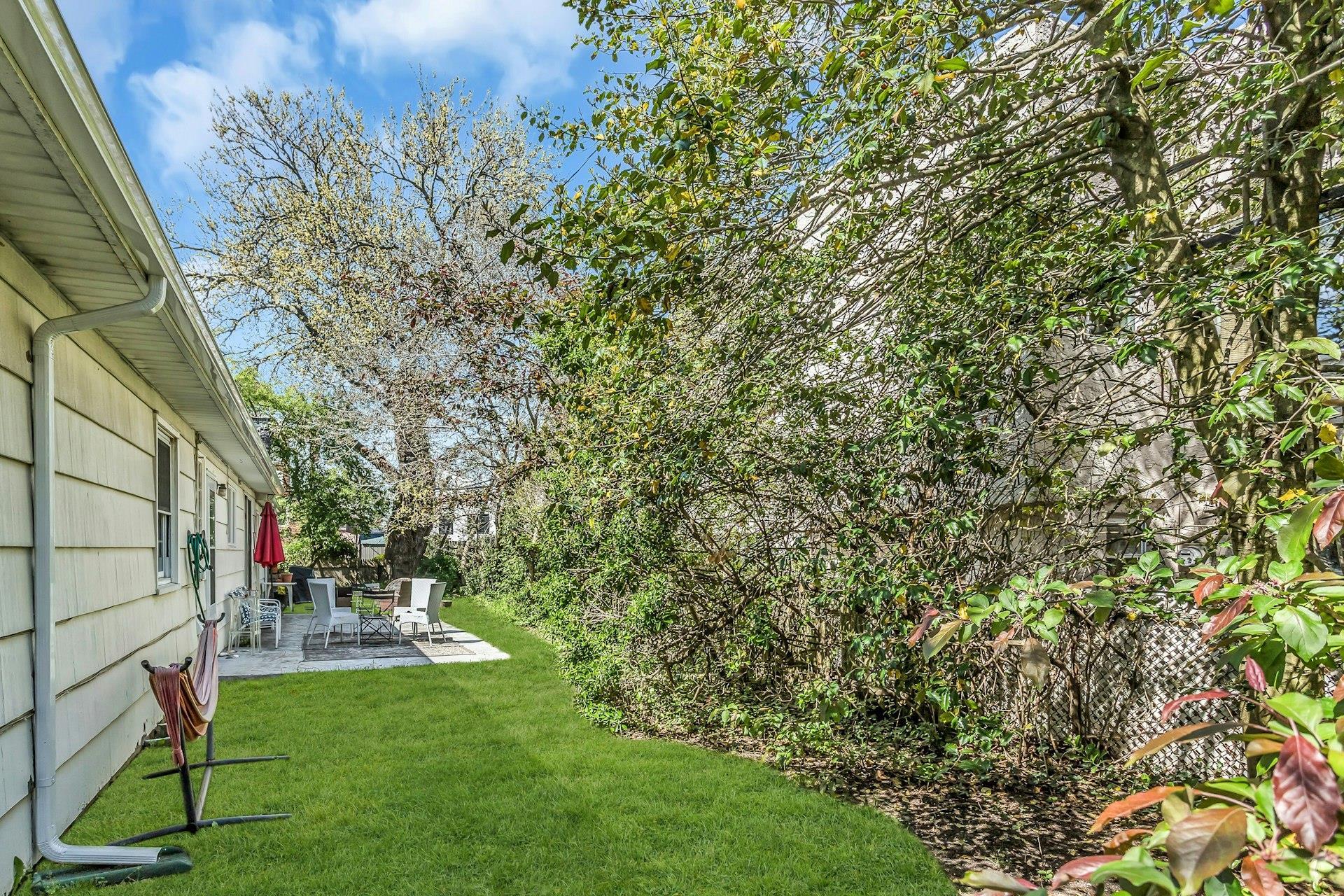 Single Family Mitchell  Nassau County, NY 11561, MLS-858132-21