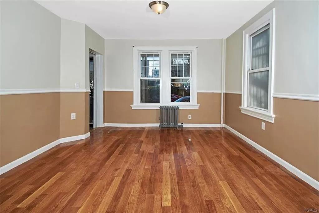 Single Family Matilda  Bronx, NY 10470, MLS-858133-2