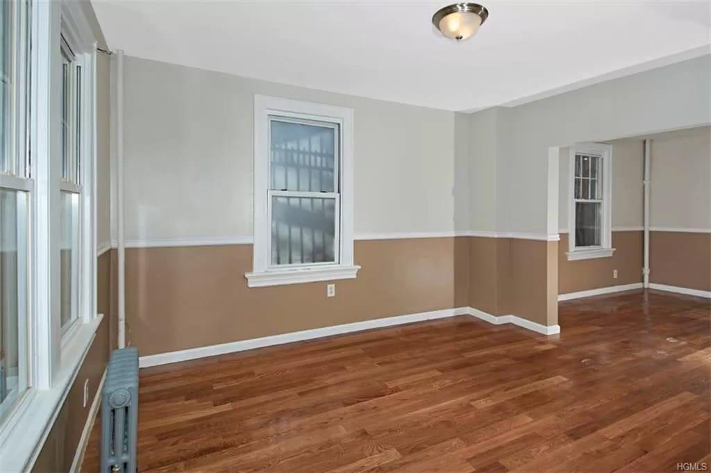Single Family Matilda  Bronx, NY 10470, MLS-858133-7
