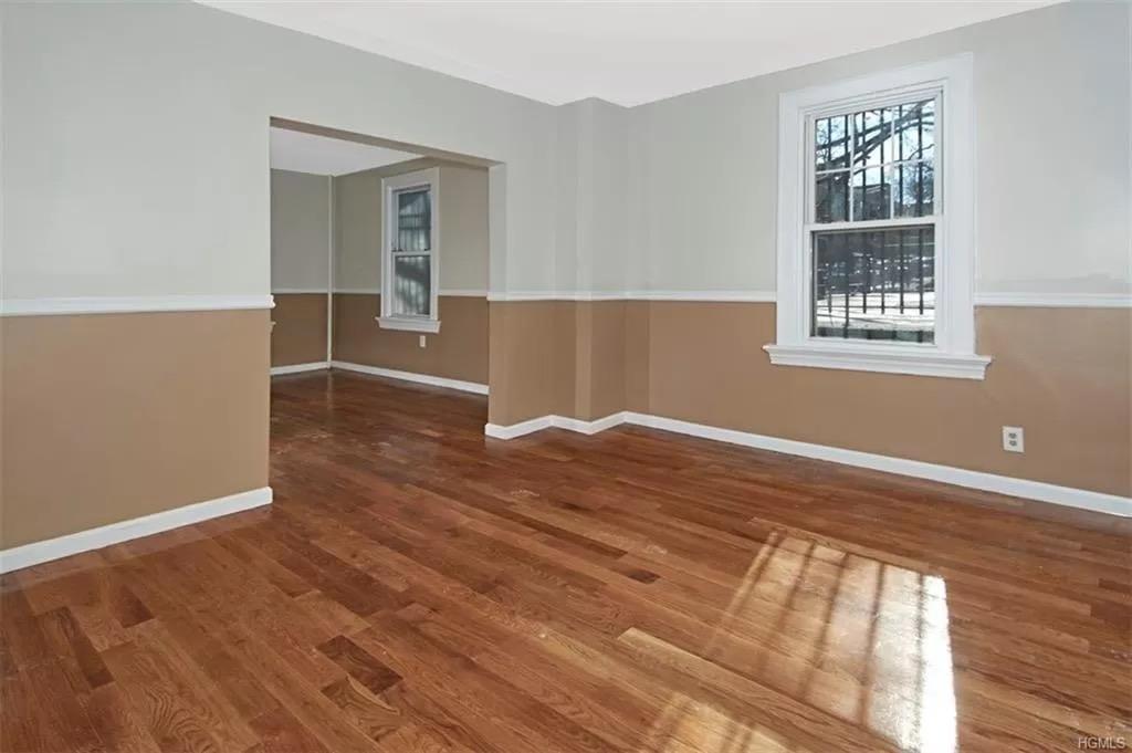 Single Family Matilda  Bronx, NY 10470, MLS-858133-8