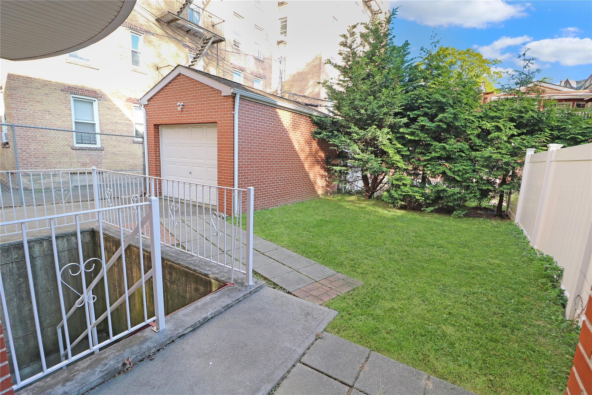 Single Family Beech  Queens, NY 11355, MLS-858137-22