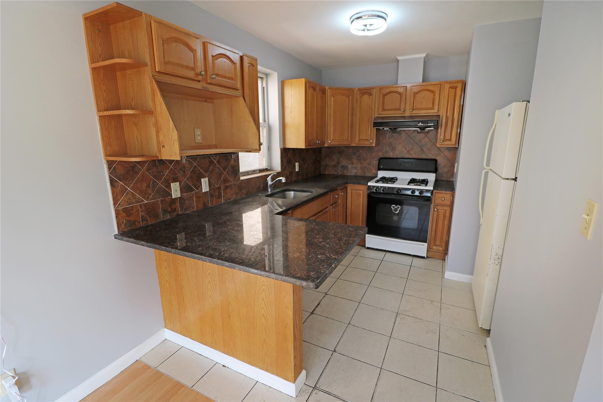 Single Family Beech  Queens, NY 11355, MLS-858137-4