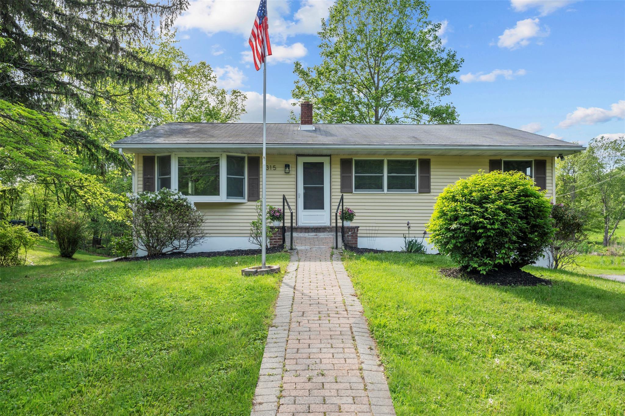 Single Family Scotchtown  Orange County, NY 10924, MLS-858142-2