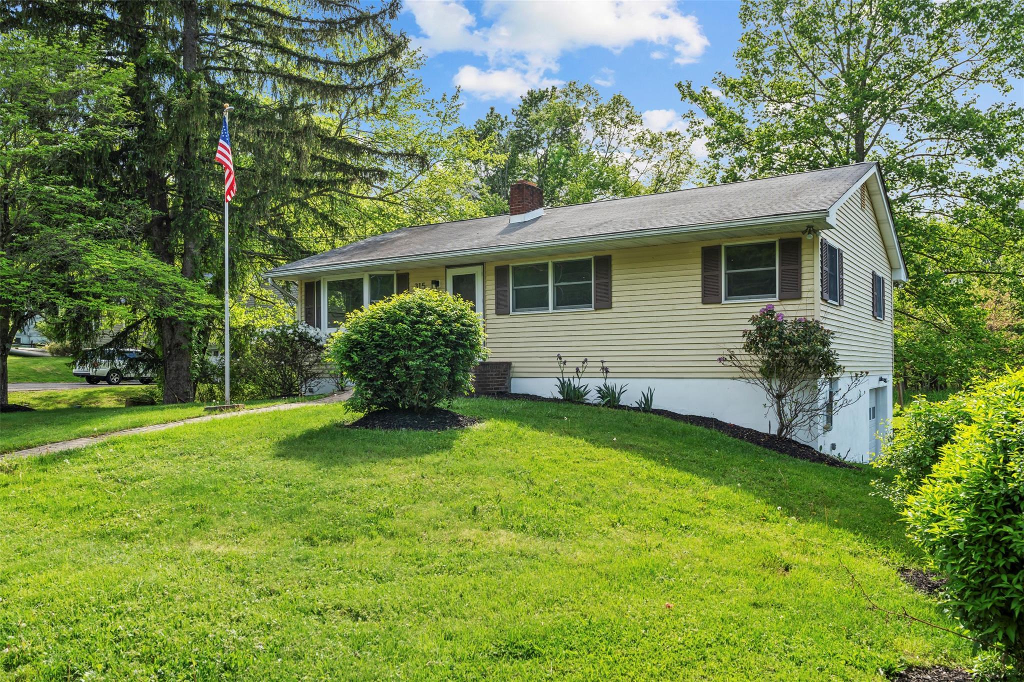Single Family Scotchtown  Orange County, NY 10924, MLS-858142-4