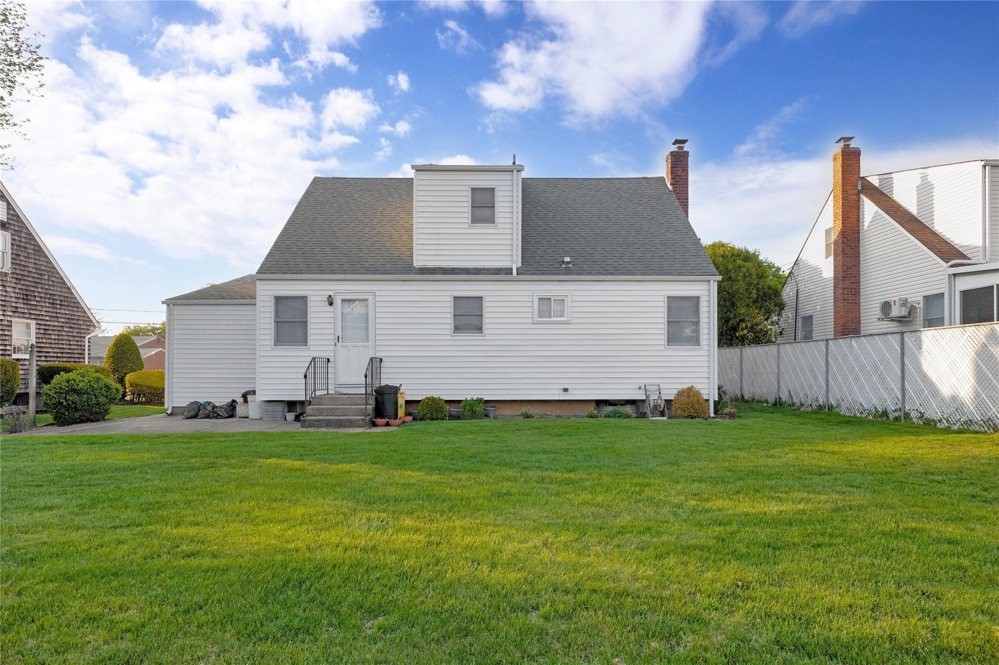 Single Family Willard  Nassau County, NY 11735, MLS-858205-22