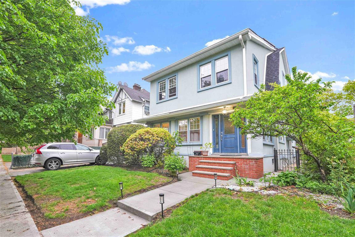 Single Family 81st  Queens, NY 11415, MLS-858207-2