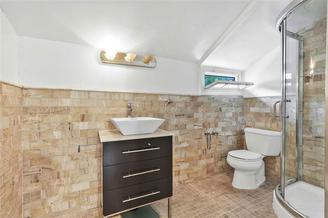 Single Family 81st  Queens, NY 11415, MLS-858207-30