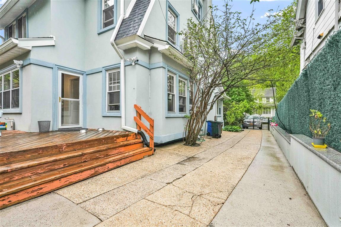 Single Family 81st  Queens, NY 11415, MLS-858207-42