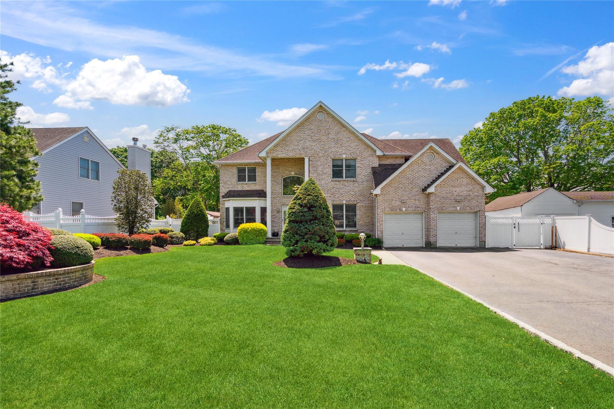 Single Family Millennium  Suffolk County, NY 11716, MLS-858225-2