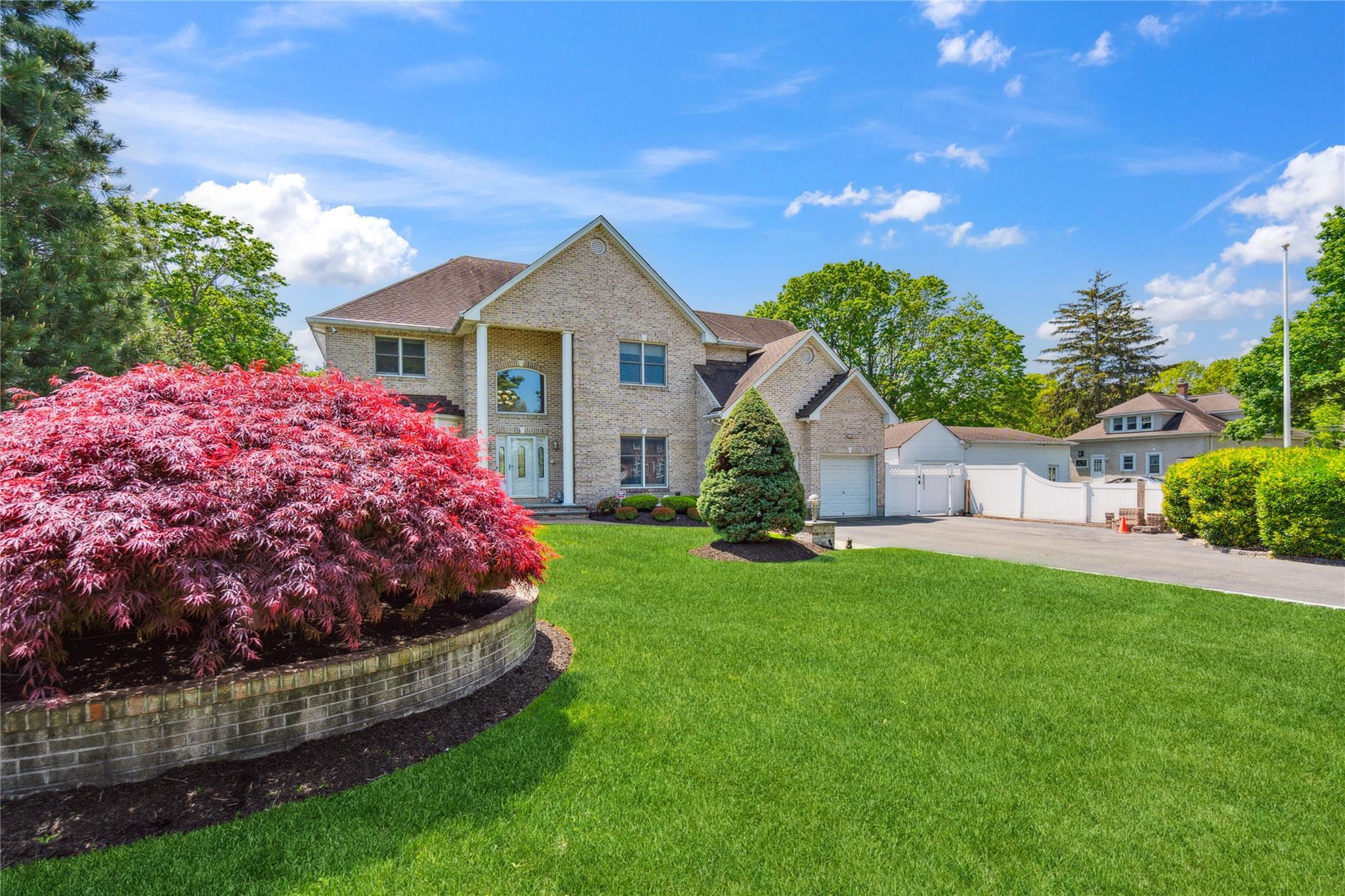 Single Family Millennium  Suffolk County, NY 11716, MLS-858225-3