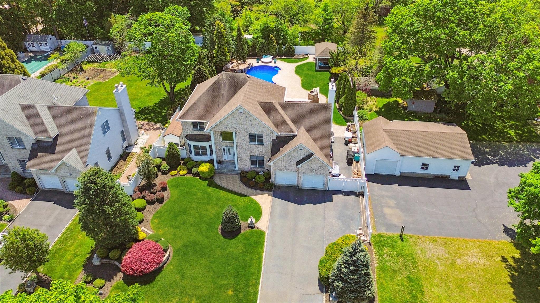Single Family Millennium  Suffolk County, NY 11716, MLS-858225-5