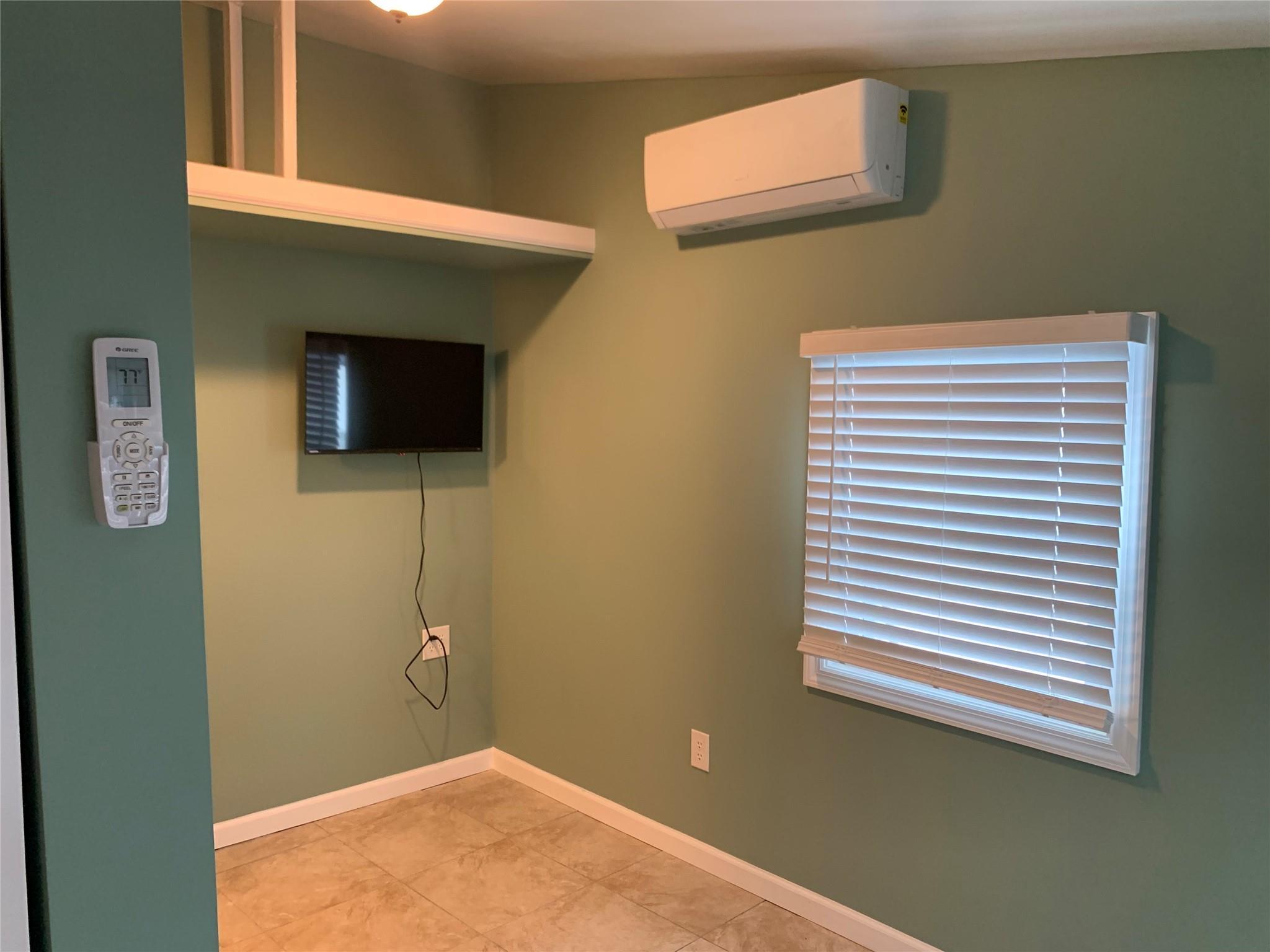 Single Family Lehrer  Nassau County, NY 11003, MLS-858232-4