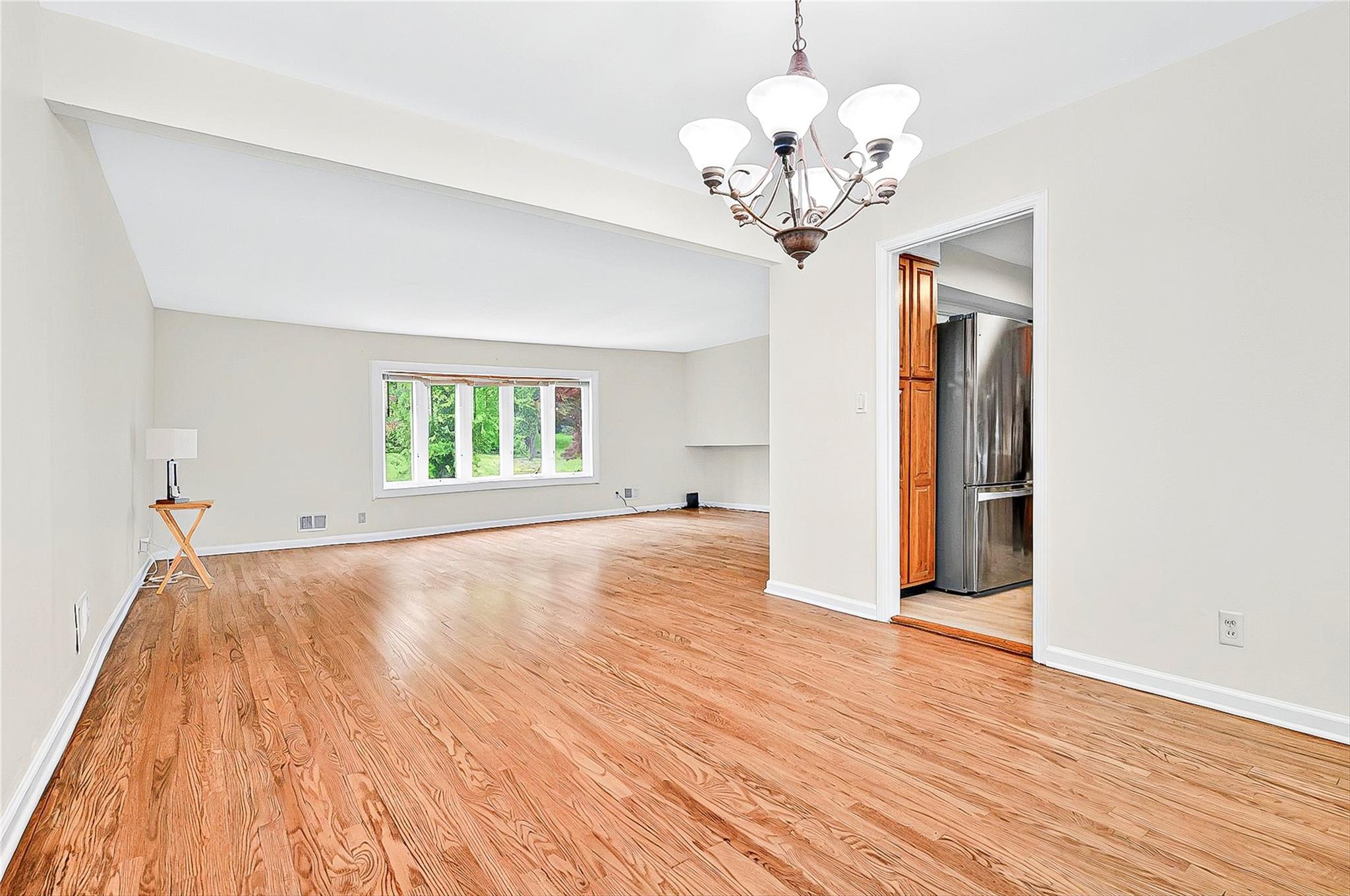 Single Family Chauncey  Westchester County, NY 10707, MLS-858264-11