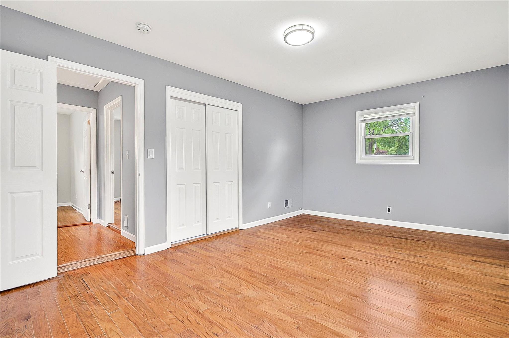 Single Family Chauncey  Westchester County, NY 10707, MLS-858264-17