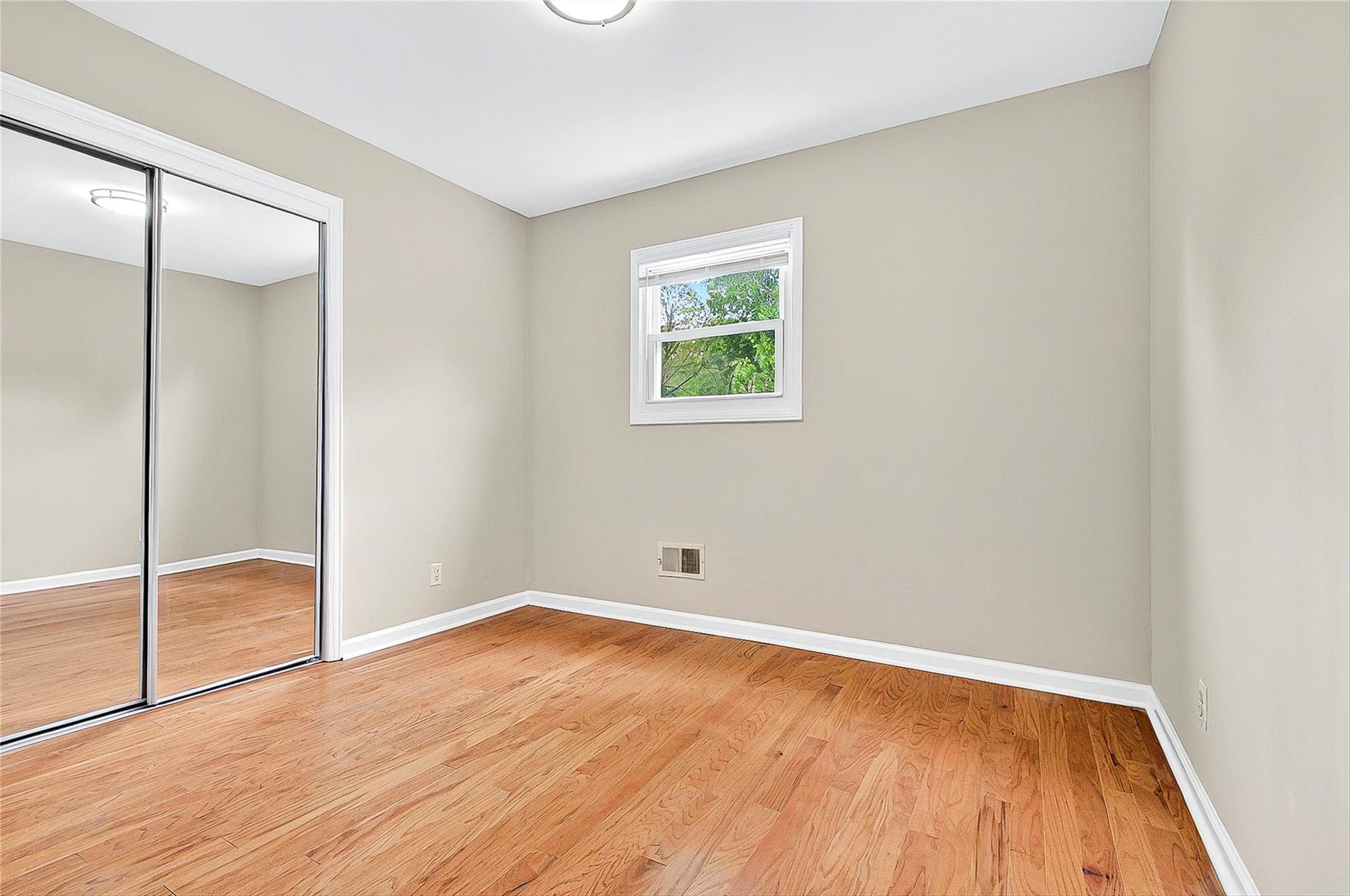 Single Family Chauncey  Westchester County, NY 10707, MLS-858264-25
