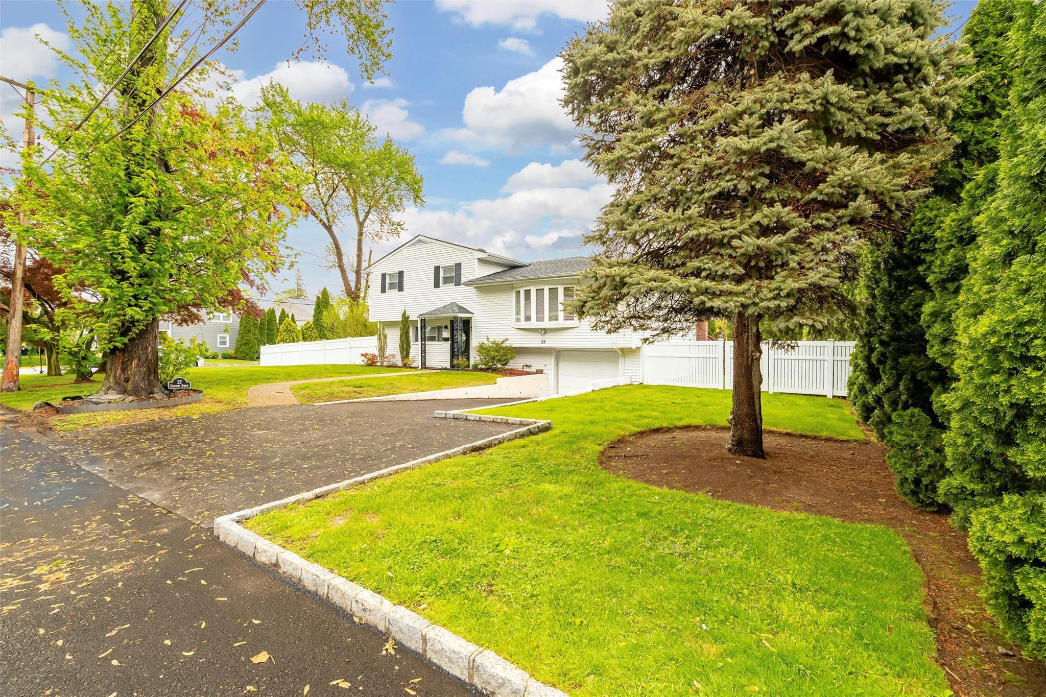 Single Family Chauncey  Westchester County, NY 10707, MLS-858264-3