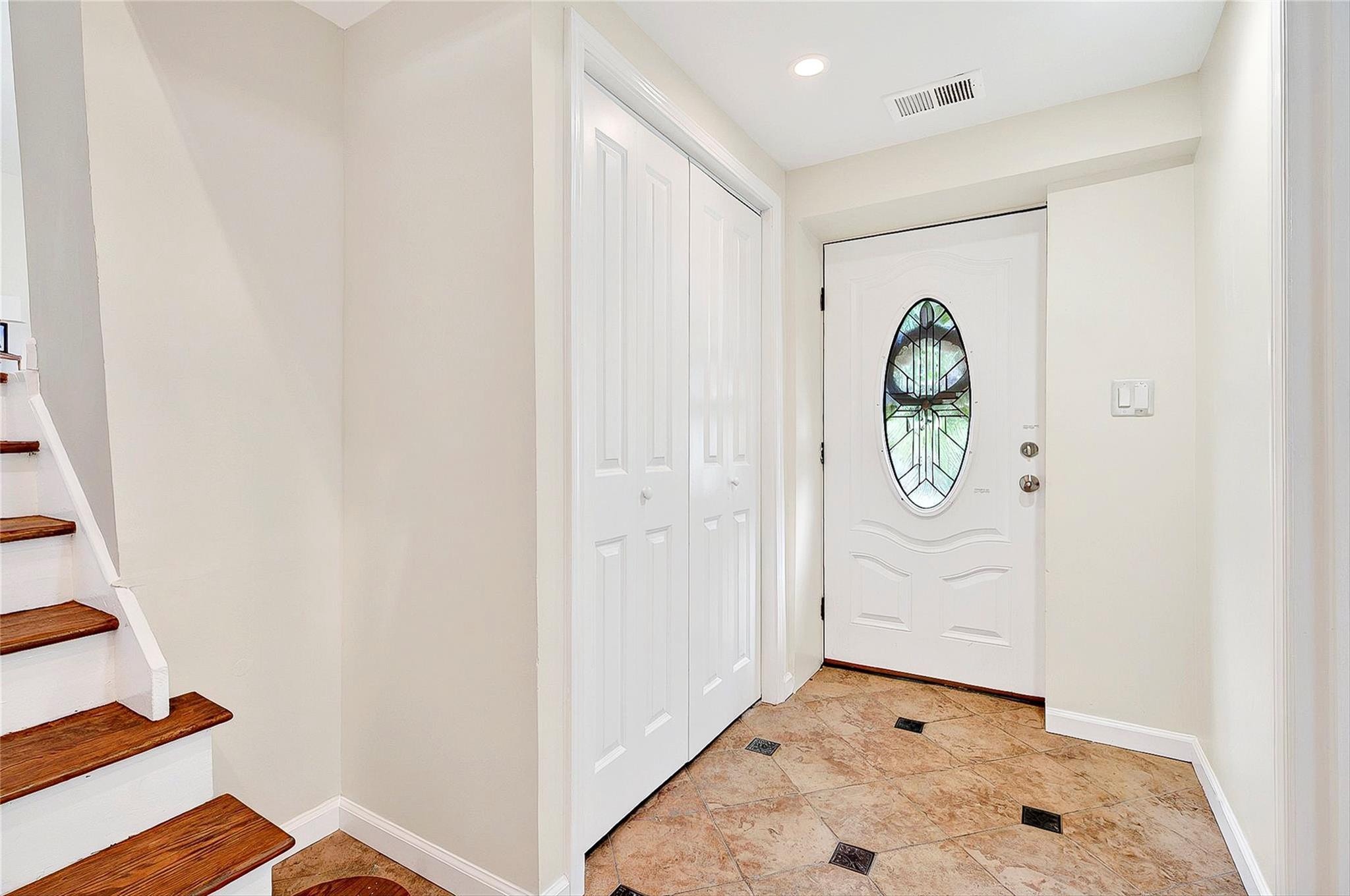 Single Family Chauncey  Westchester County, NY 10707, MLS-858264-4